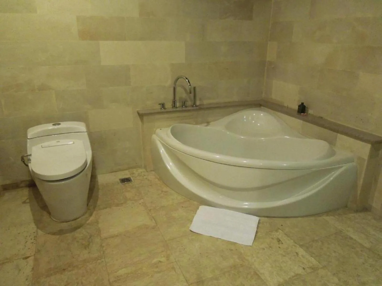 Bathroom in Bagus Agro Pelaga