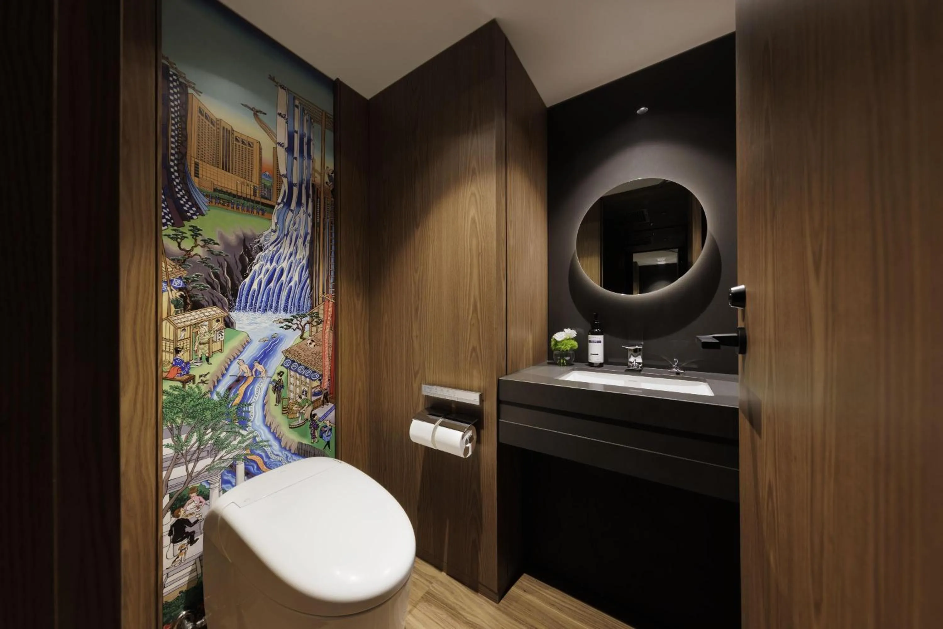 Bathroom in Hyatt Regency Tokyo