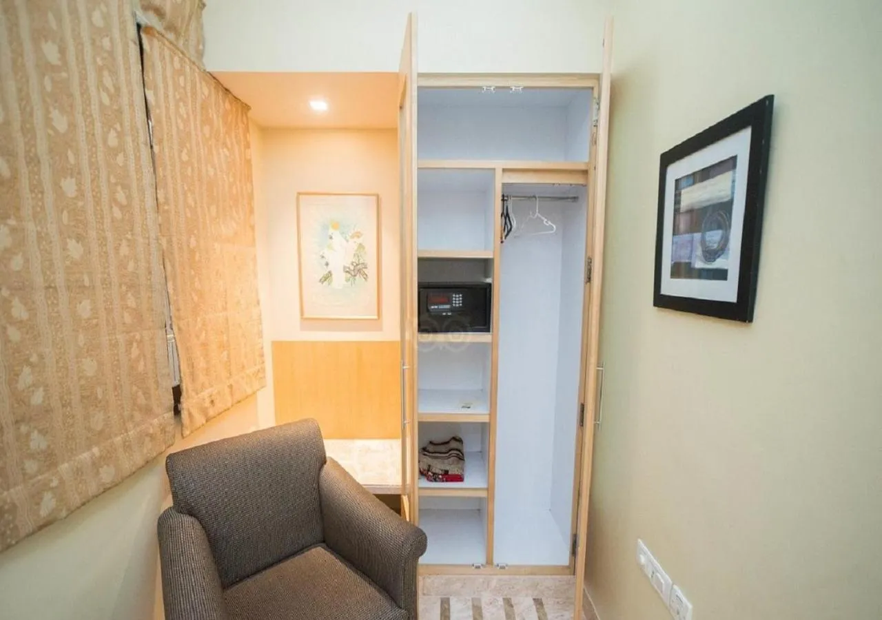 Seating area in Regent Hotel