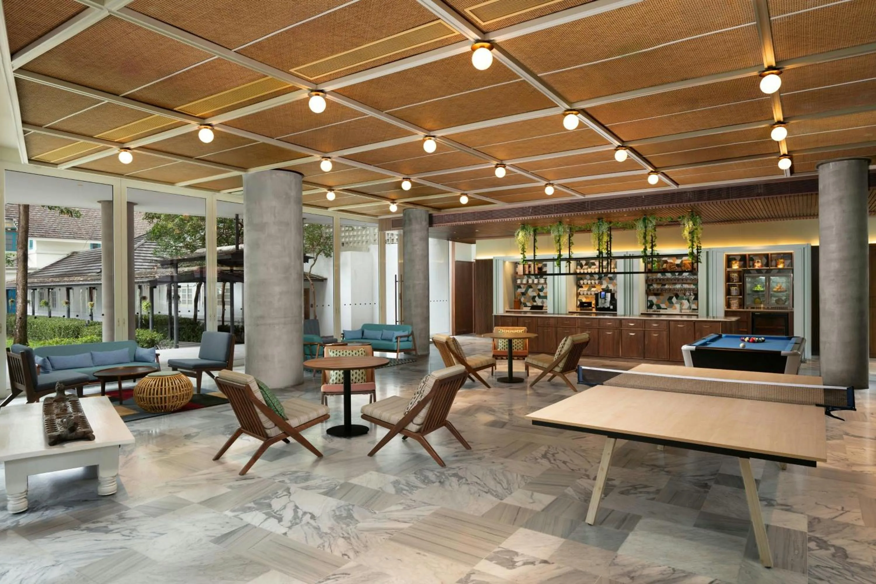 Lounge or bar in Lone Pine, Penang, a Tribute Portfolio Resort