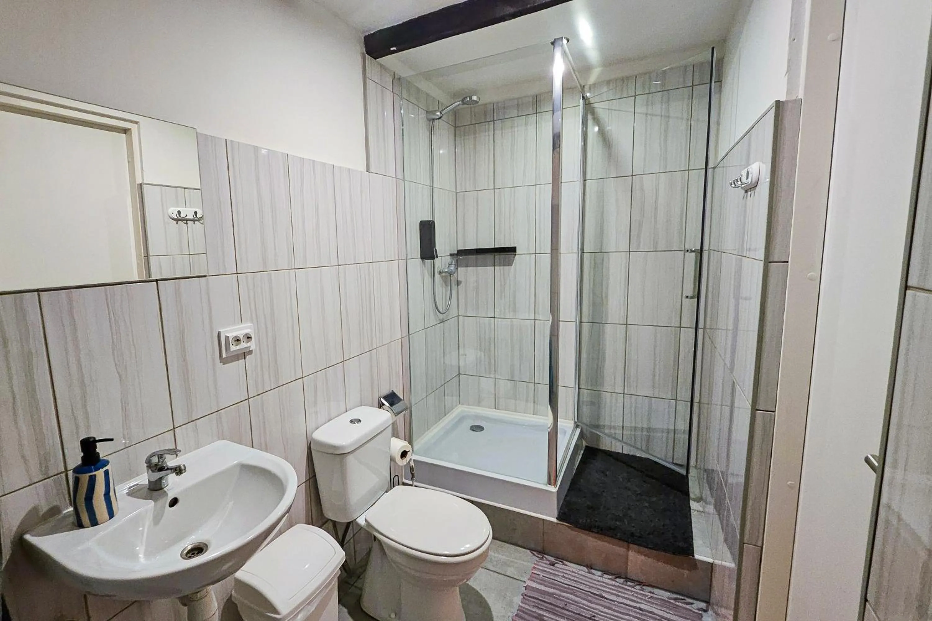 Bathroom in Central Hostel