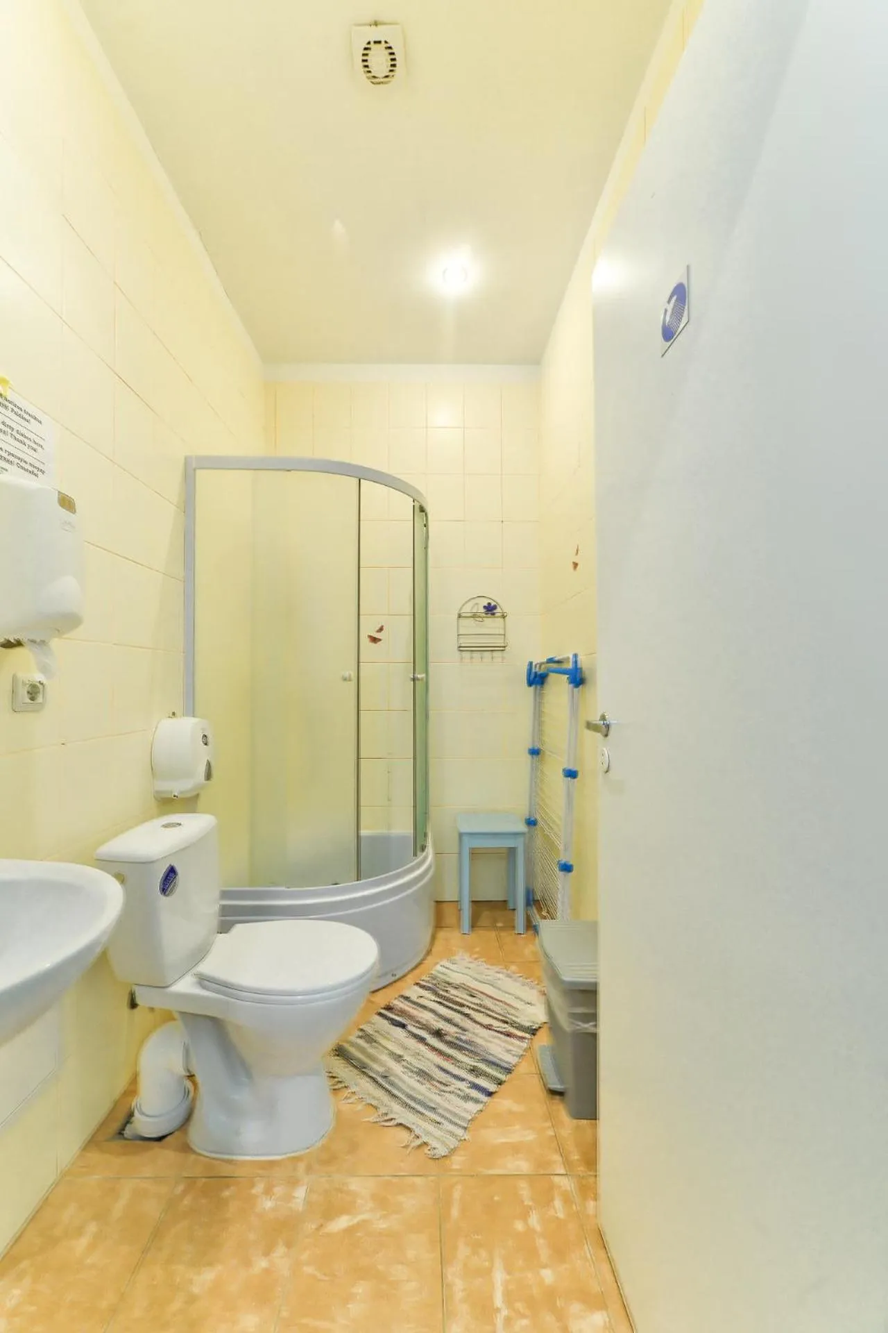 Bathroom in Central Hostel