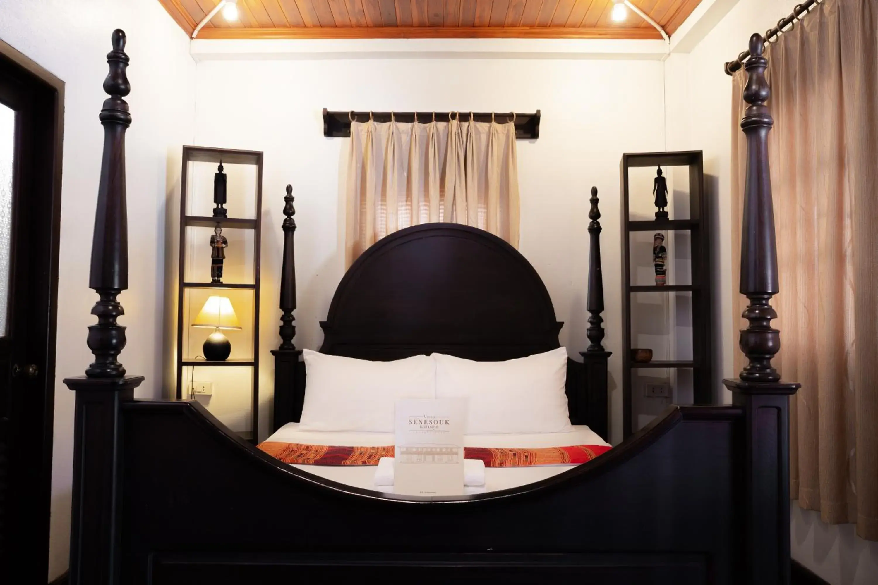 Superior Double or Twin Room in Villa Senesouk Luang Prabang Superior Double or Twin Room in Villa Senesouk Luang Prabang