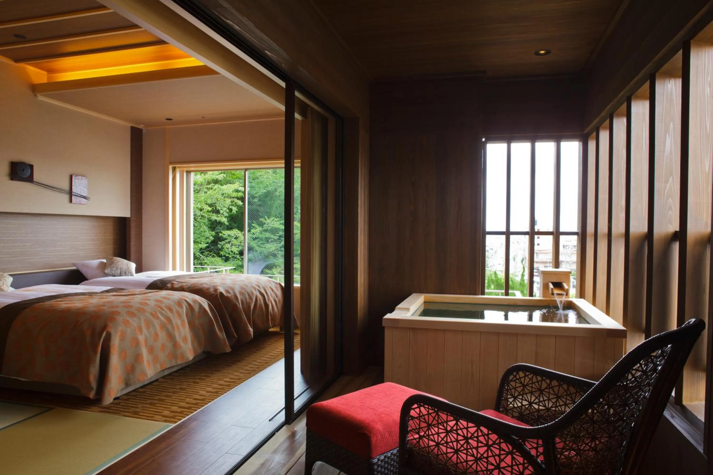 Photo of the whole room, Bed in Yumotokan