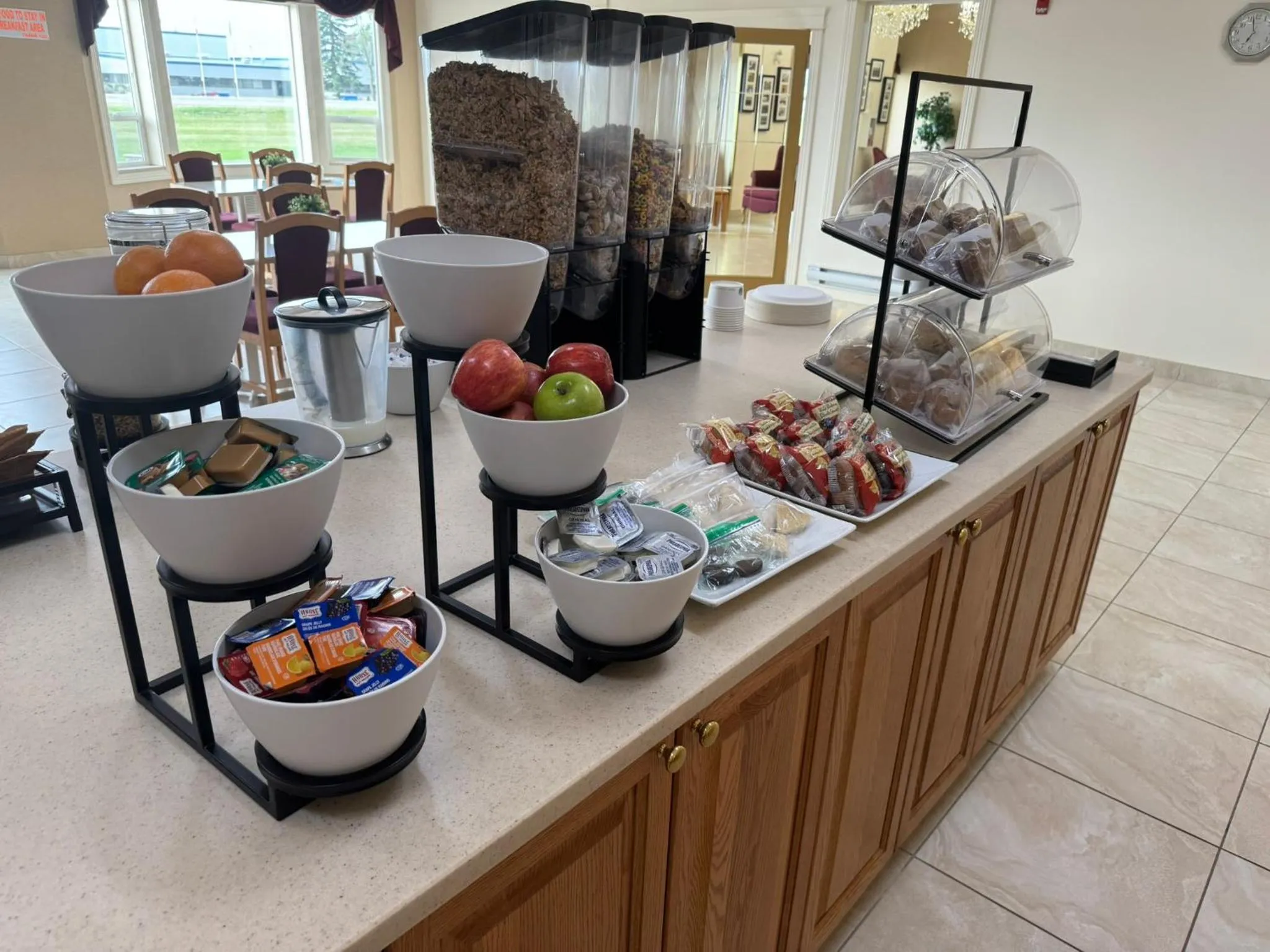 Breakfast in Western Budget Motel Ponoka