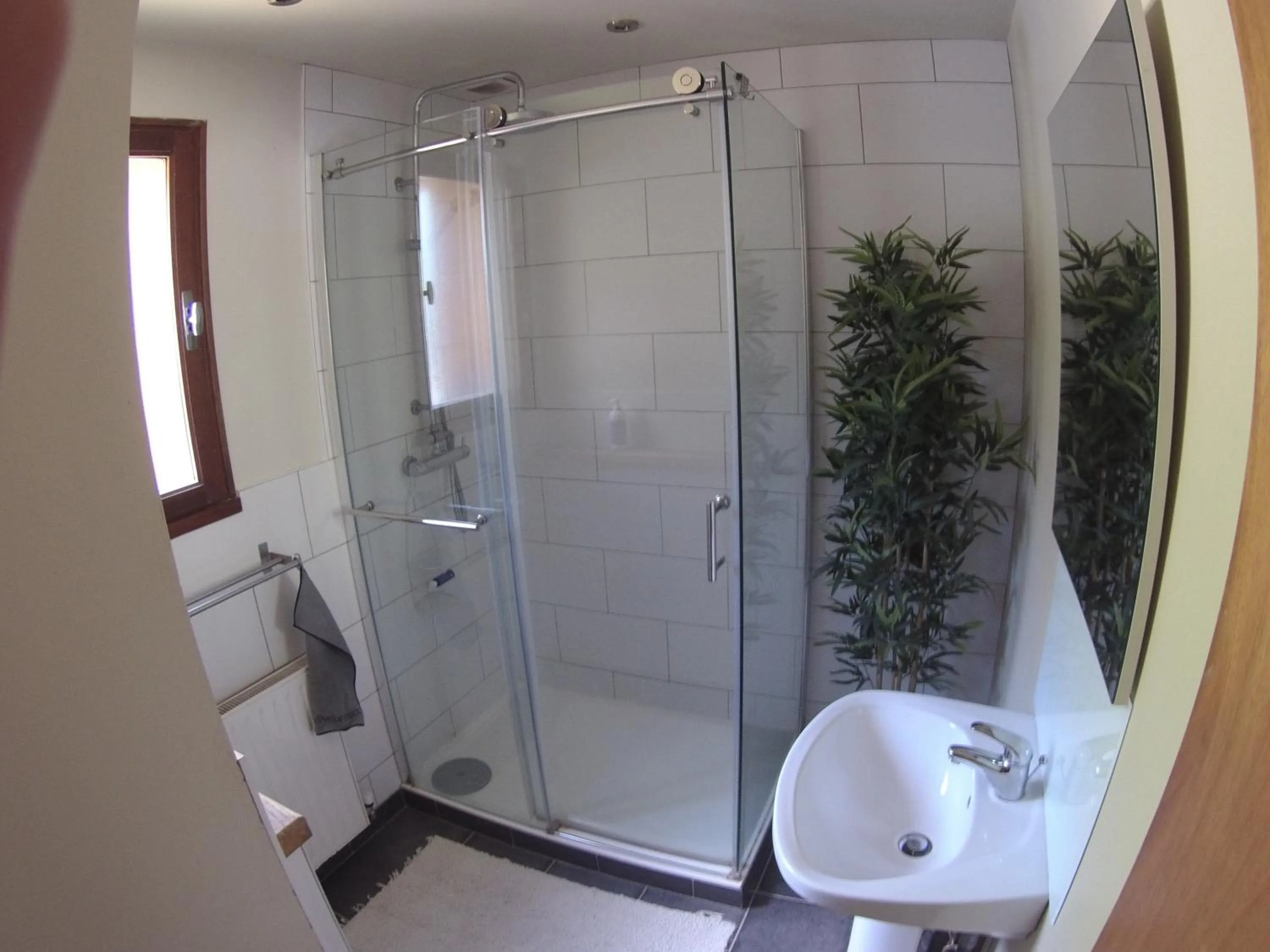 Bathroom in B&B Chalet Les Frenes