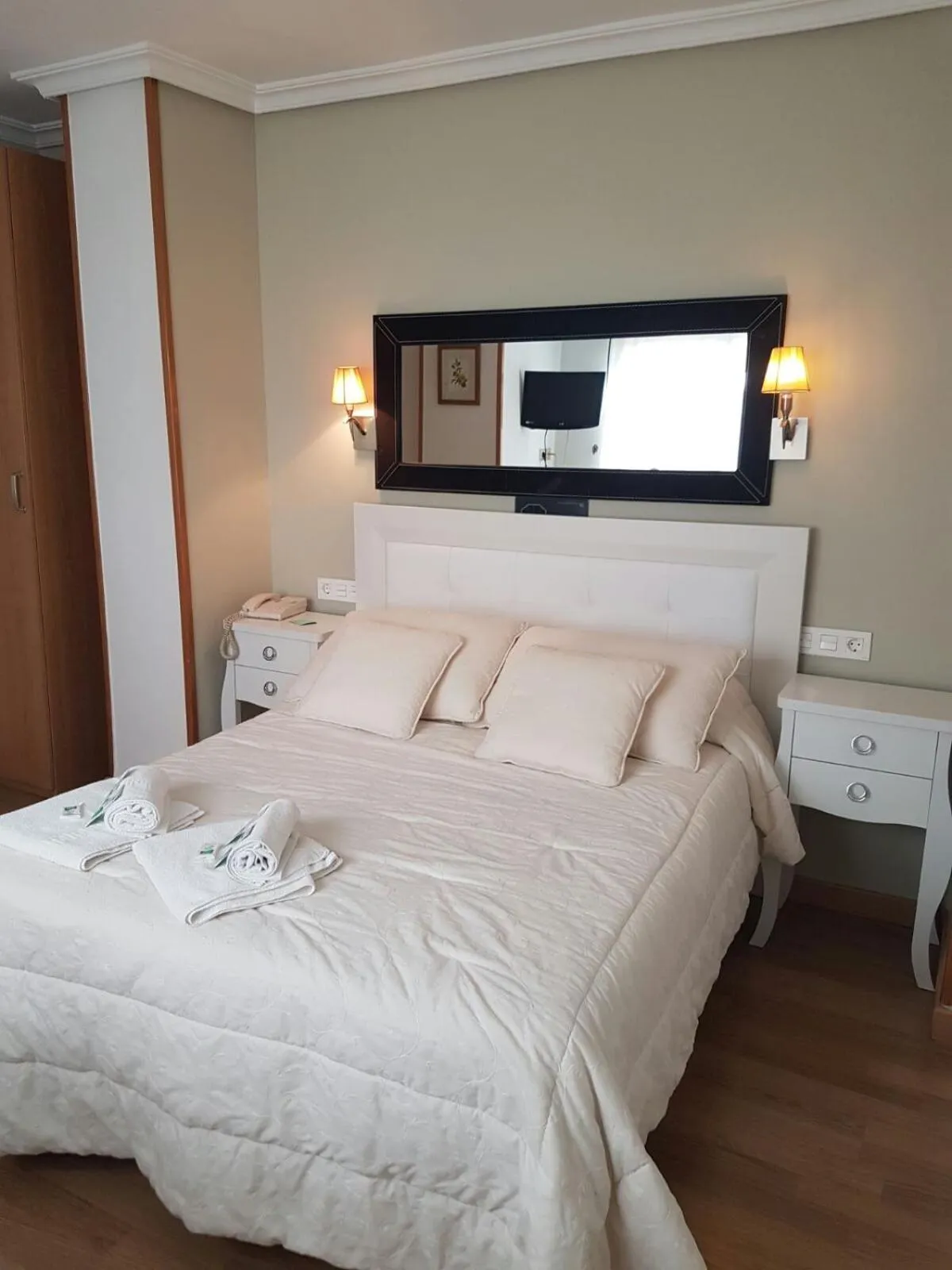 Photo of the whole room, Bed in Hotel Principe