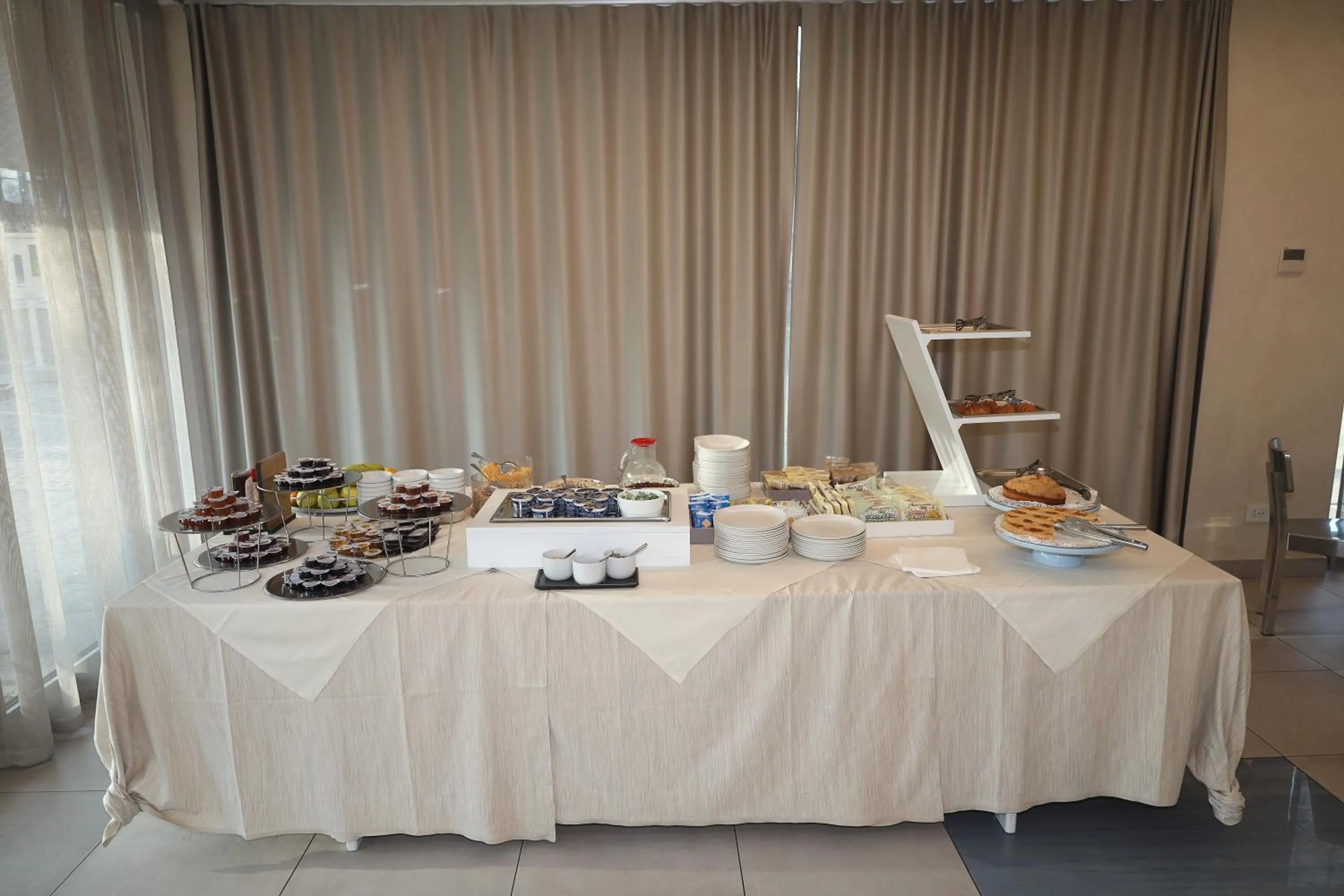 Food and drinks in One Hotel & Restaurant