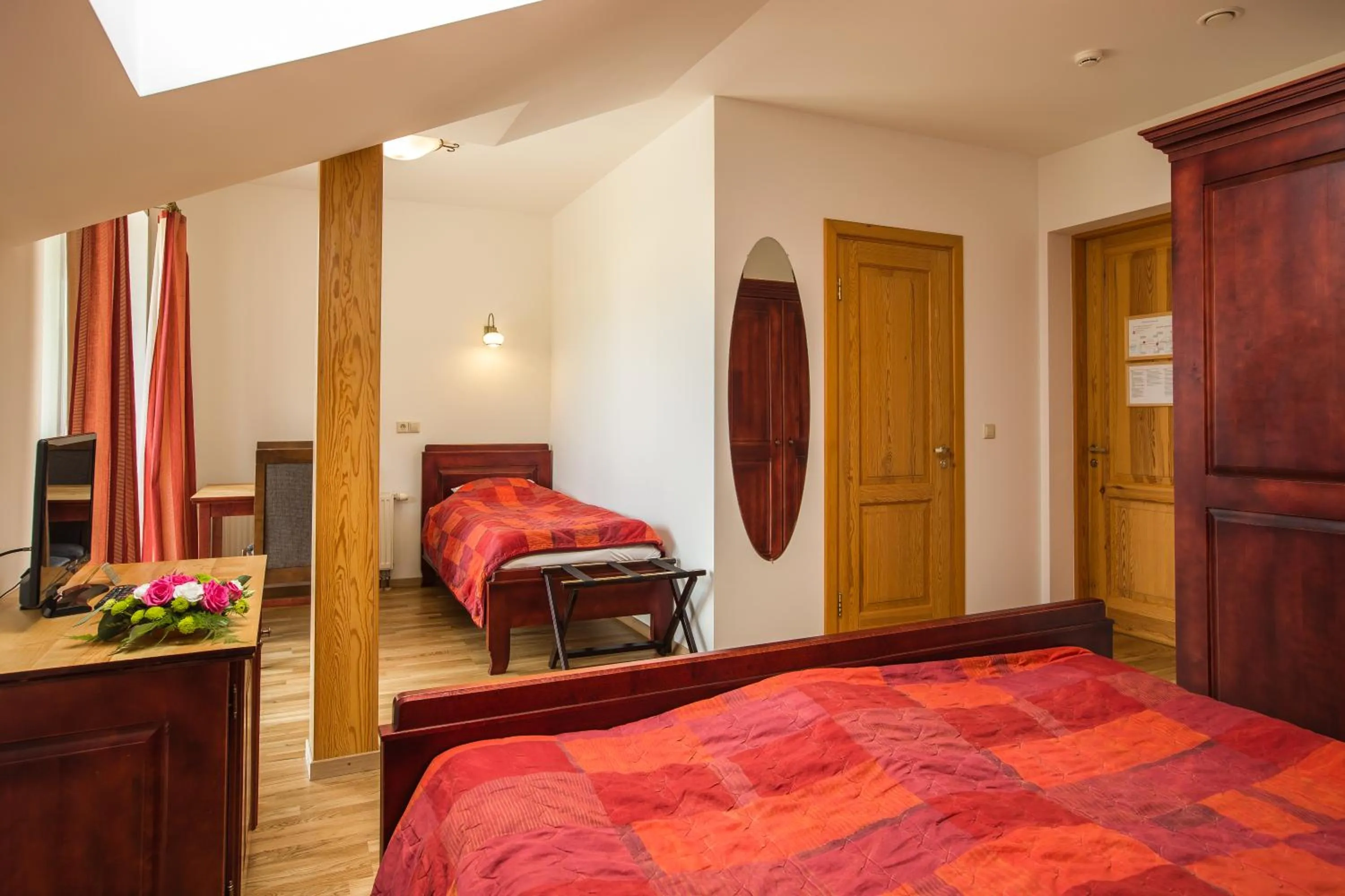 Photo of the whole room in Spadrops