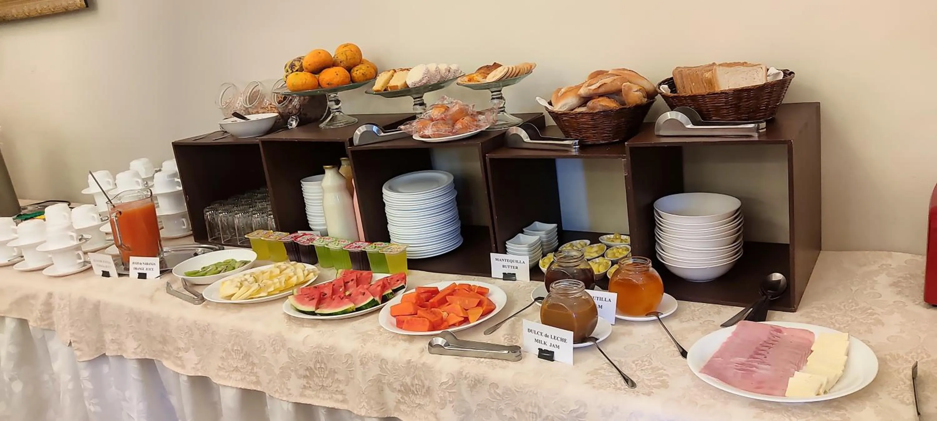 Buffet breakfast in Hostal Colonial Potosi