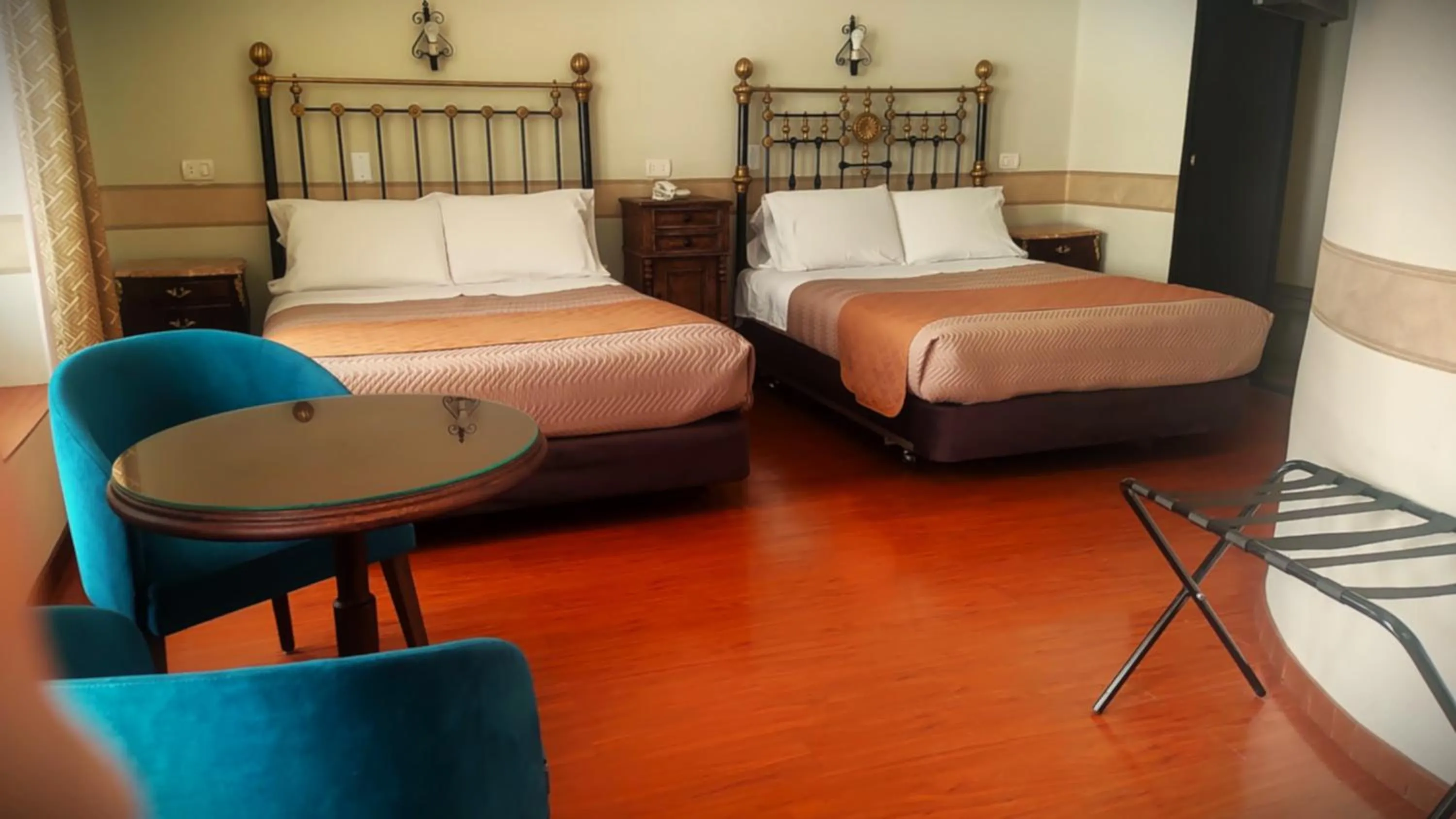 Bed in Hostal Colonial Potosi