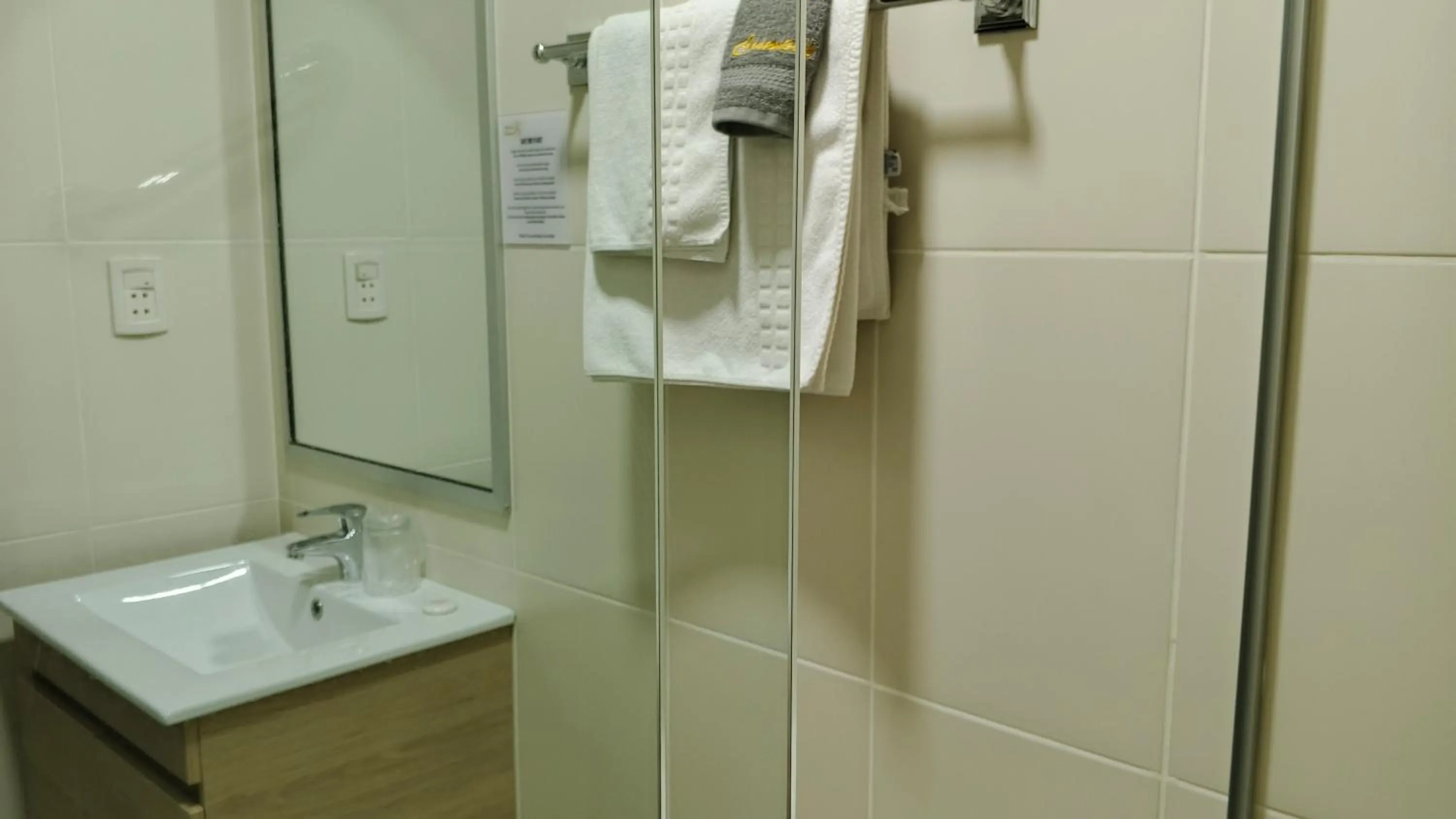 Shower in Hostal Colonial Potosi