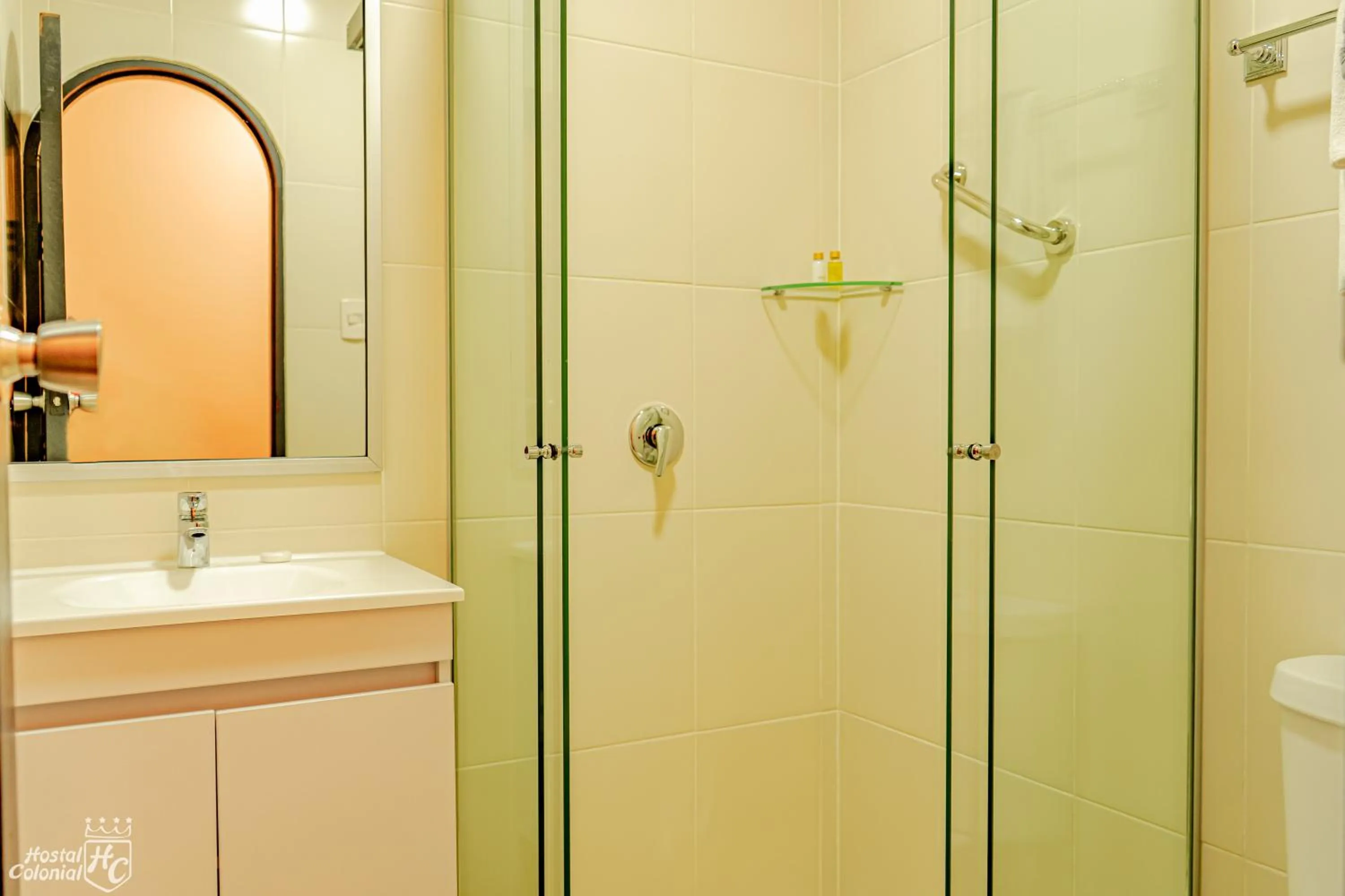 Shower in Hostal Colonial Potosi