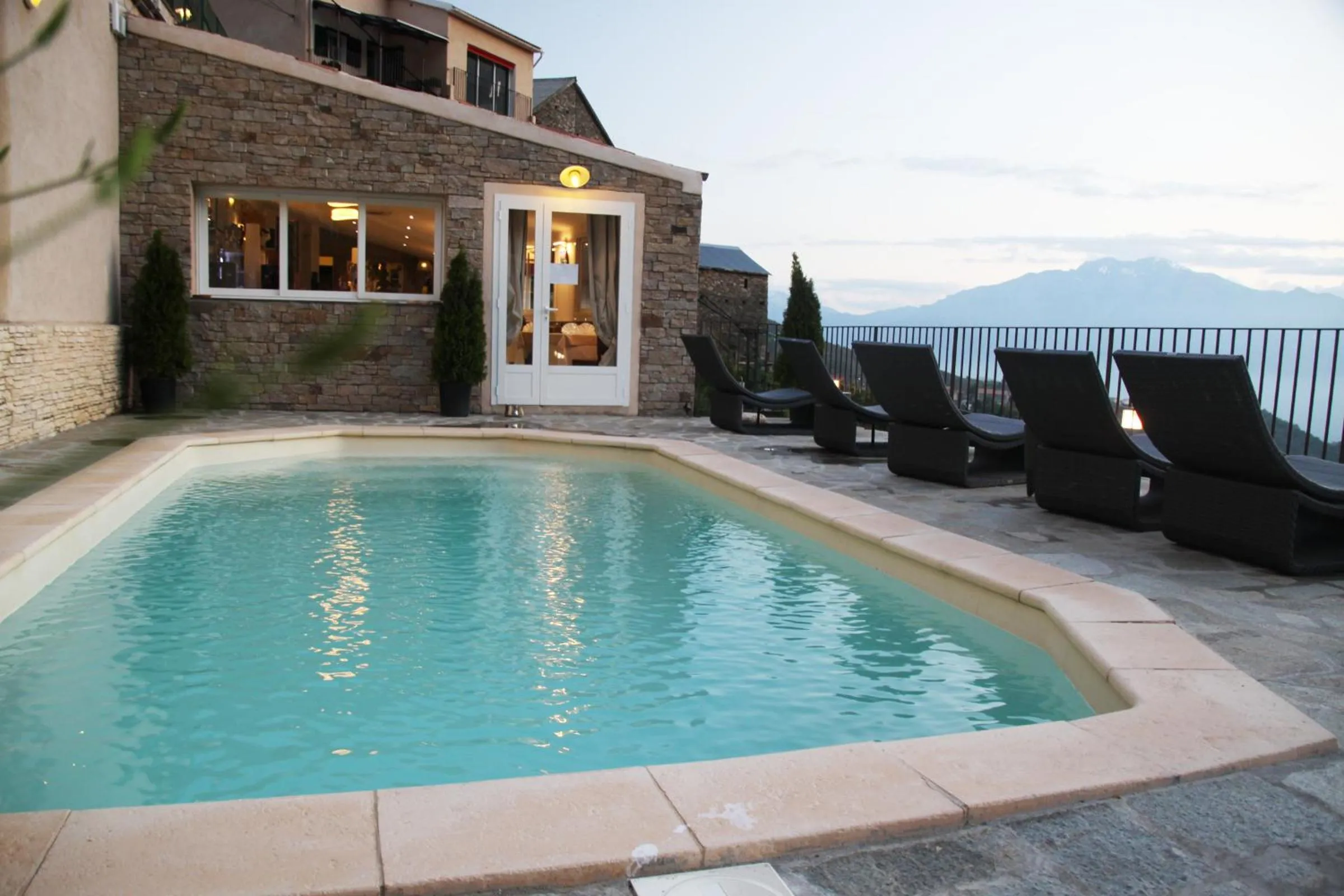 Swimming pool in Casa Di Lucia Mi-Hotel