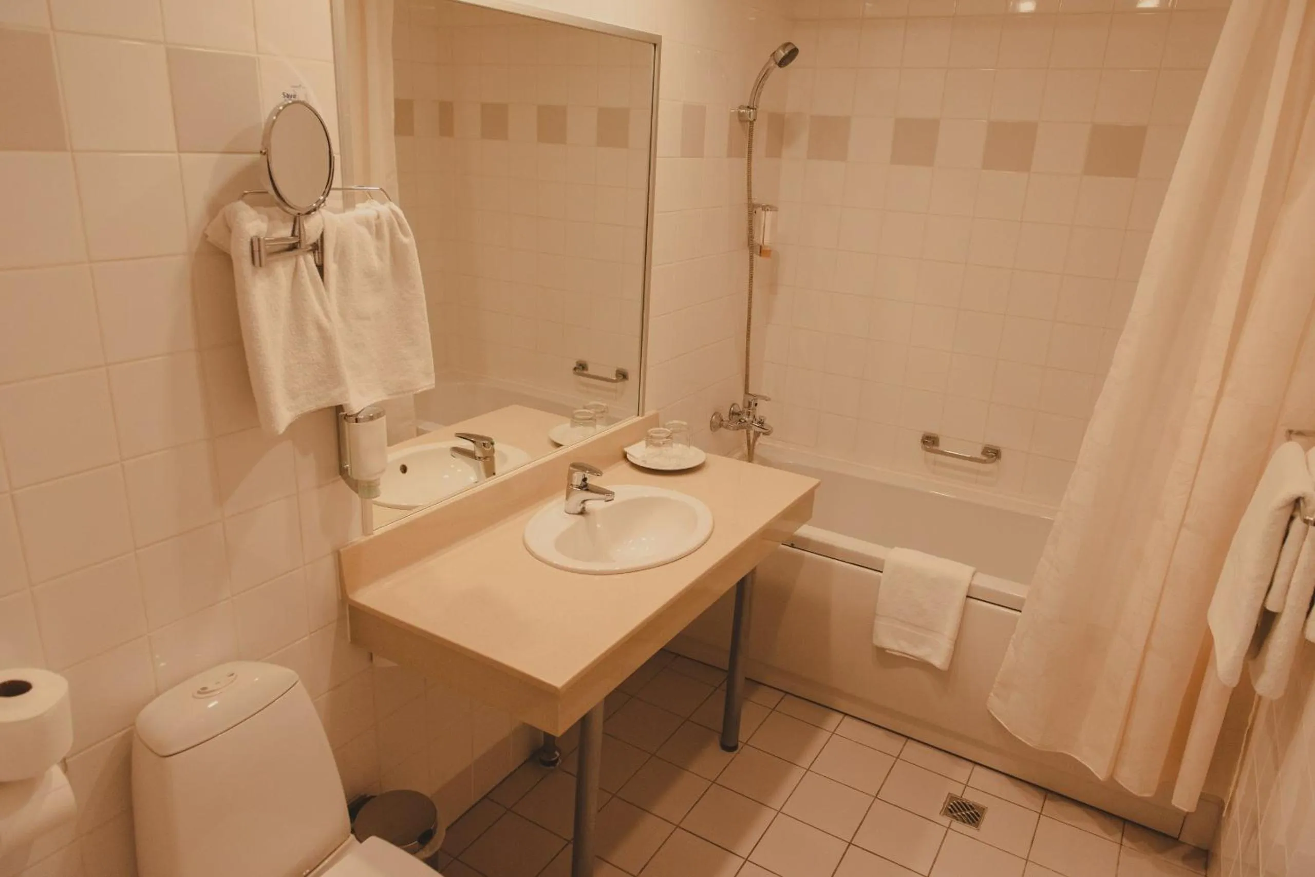 Shower in Park Hotel Latgola