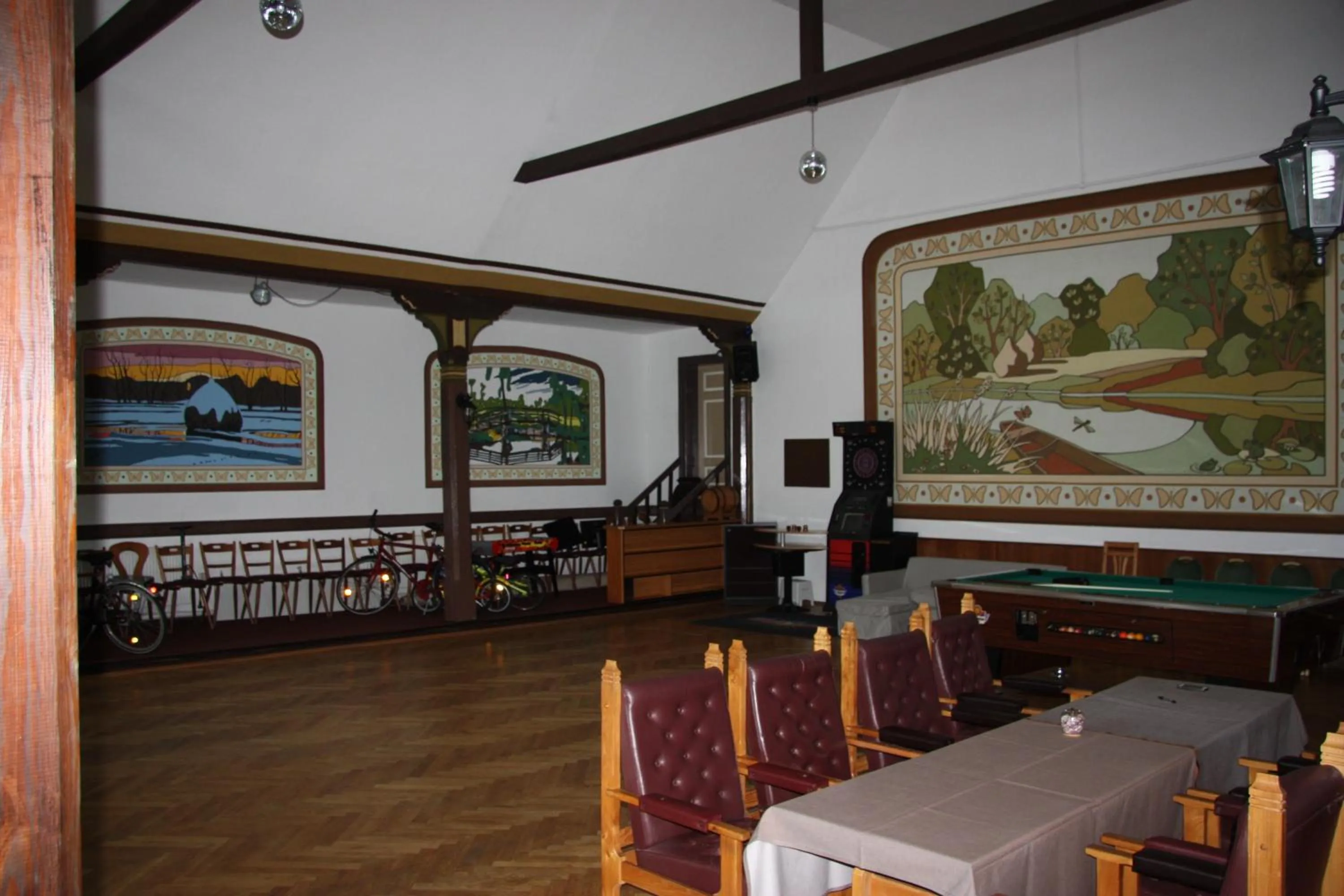 Billiard in Hotel Zum goldenen Stern