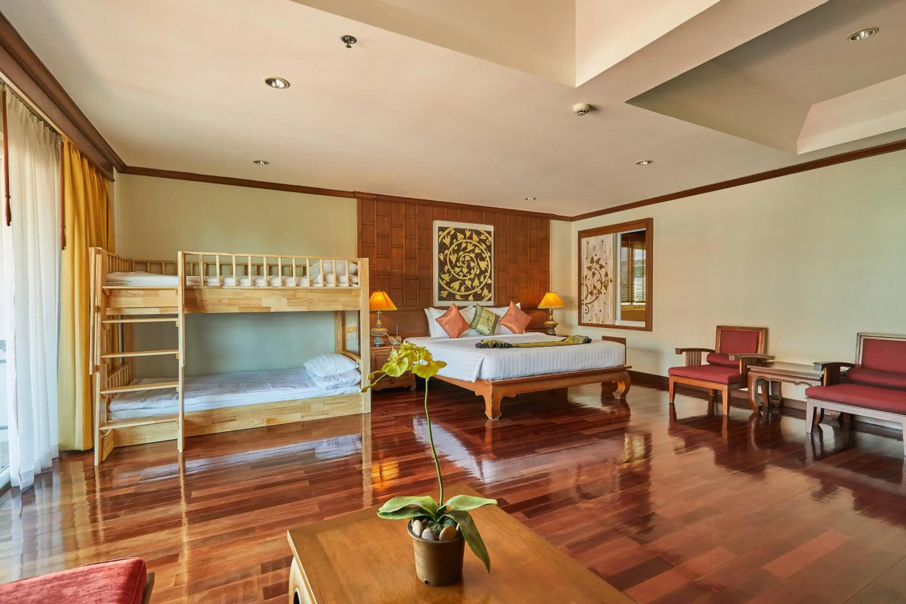 Family Suite in Avalon Beach Resort Family Suite in Avalon Beach Resort