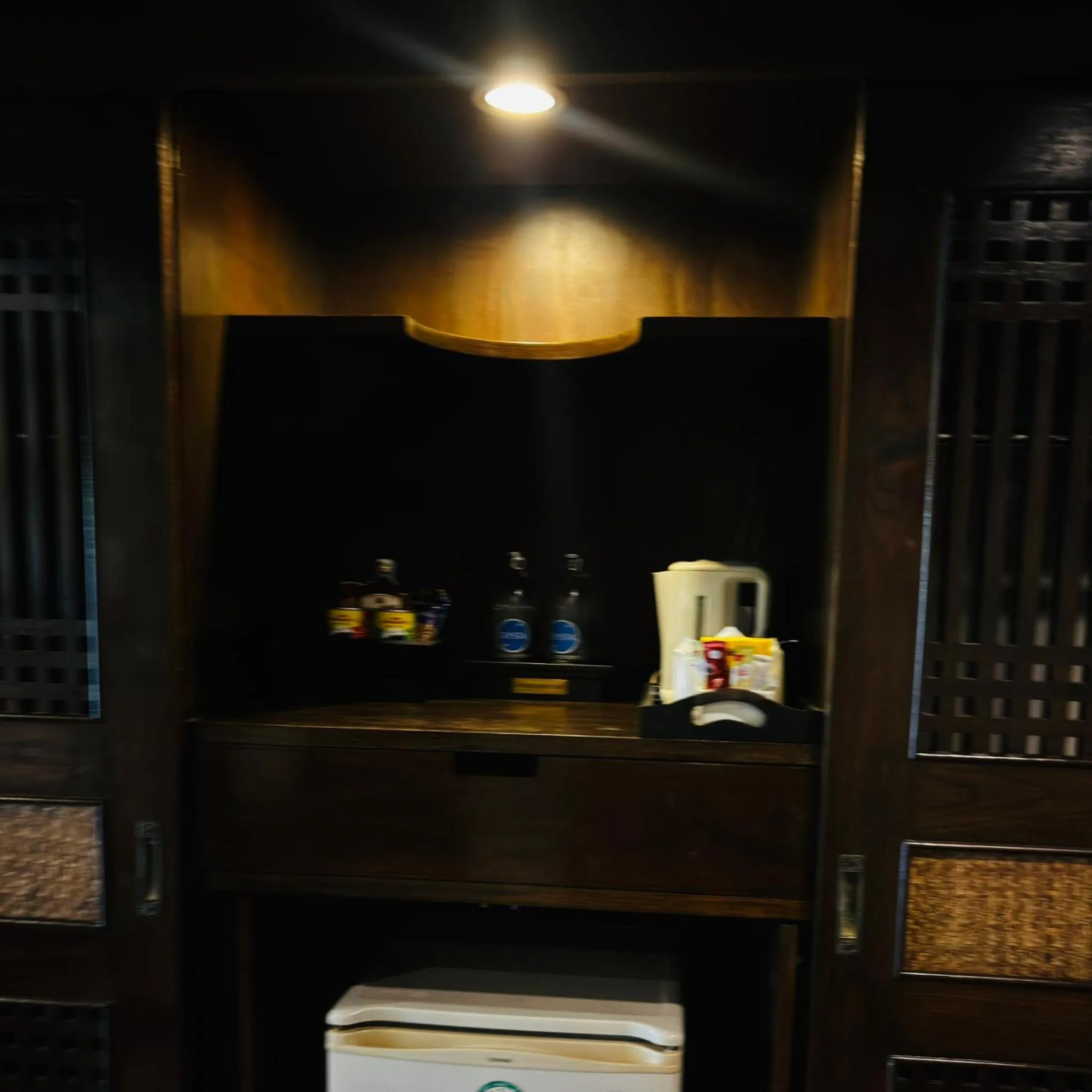 Coffee/tea facilities in Avalon Beach Resort