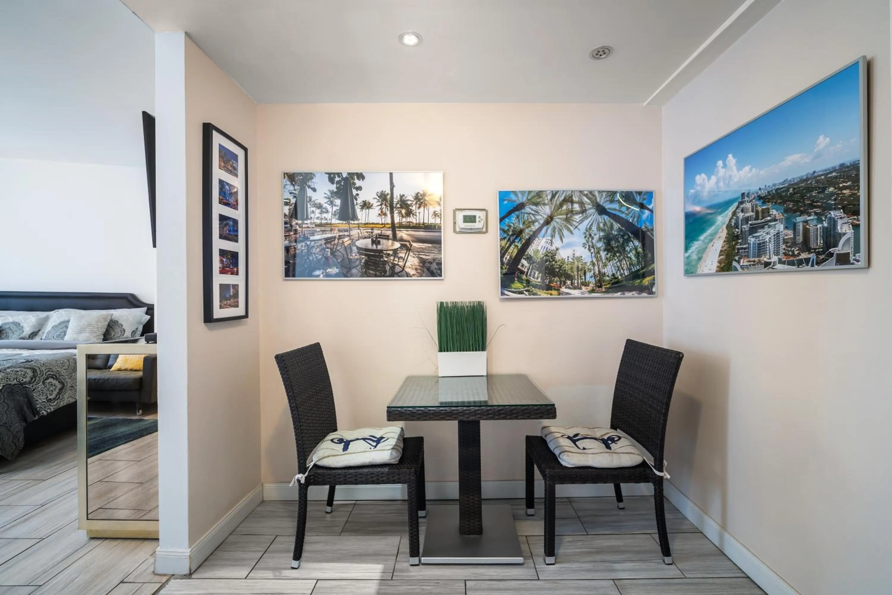 Seating area, Bed in Barbizon on Ocean Drive Apartments