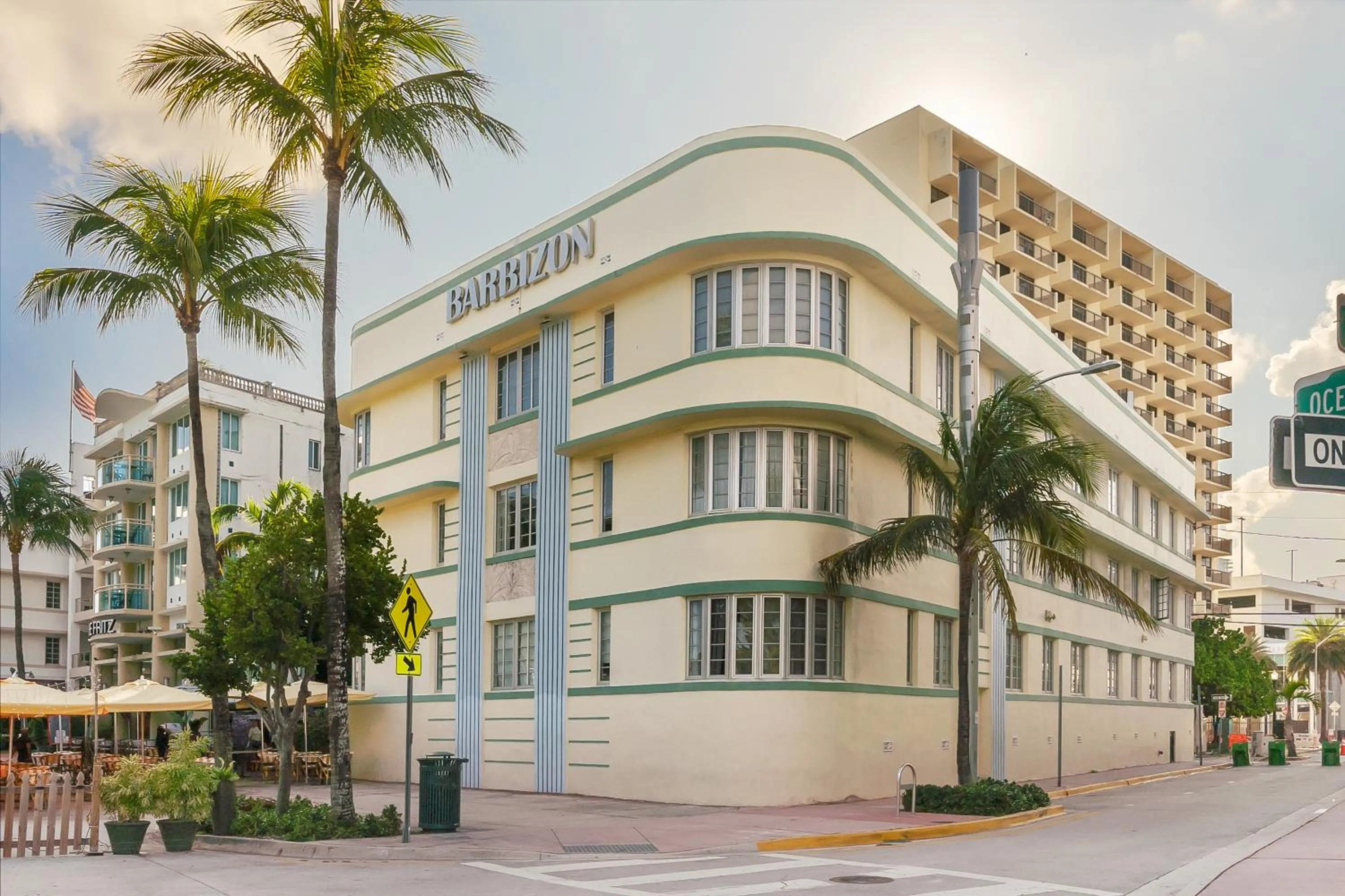 Property building in Barbizon on Ocean Drive Apartments