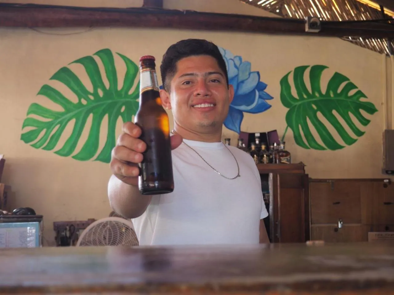 People in Hotel Restaurante Spa La Barca de Oro
