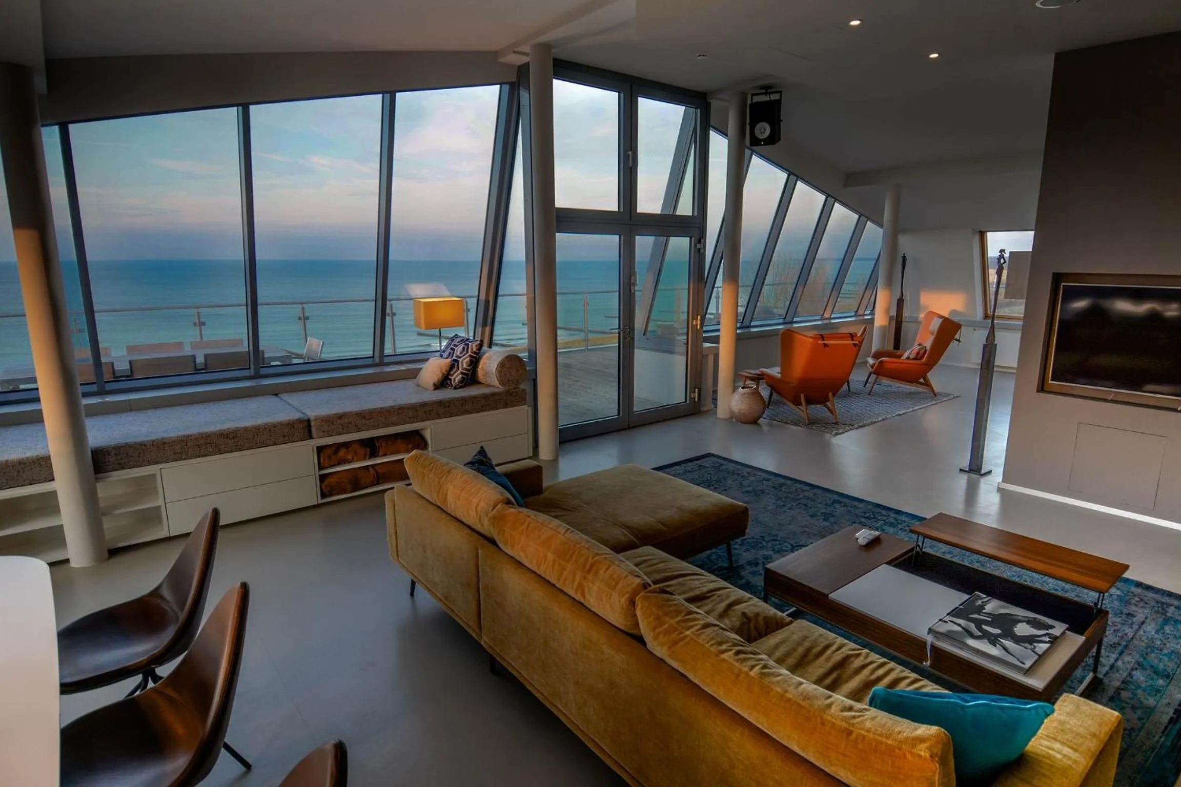 Photo of the whole room in THE GRAND Ahrenshoop