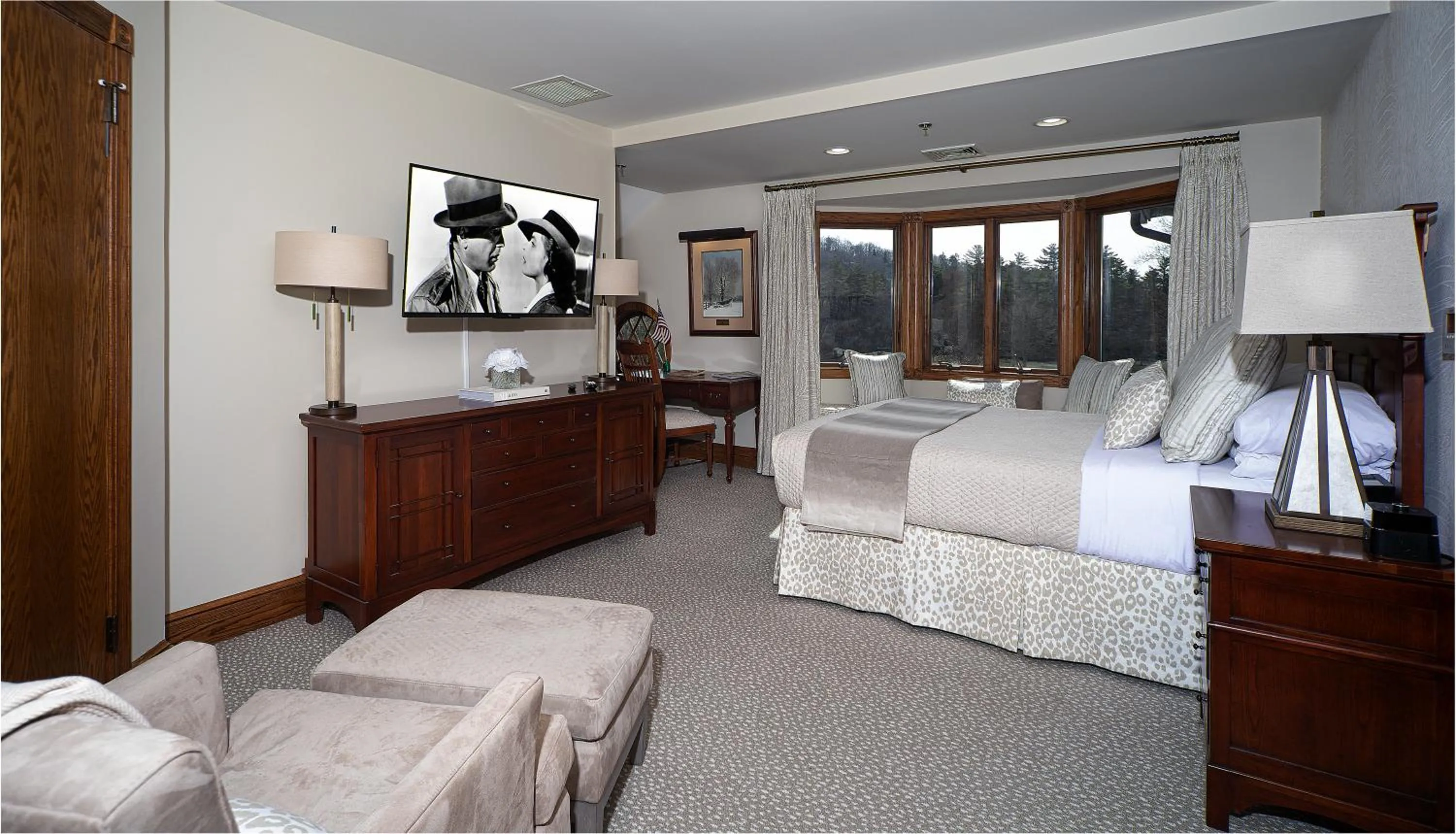 Bedroom, Bed in Chetola Resort