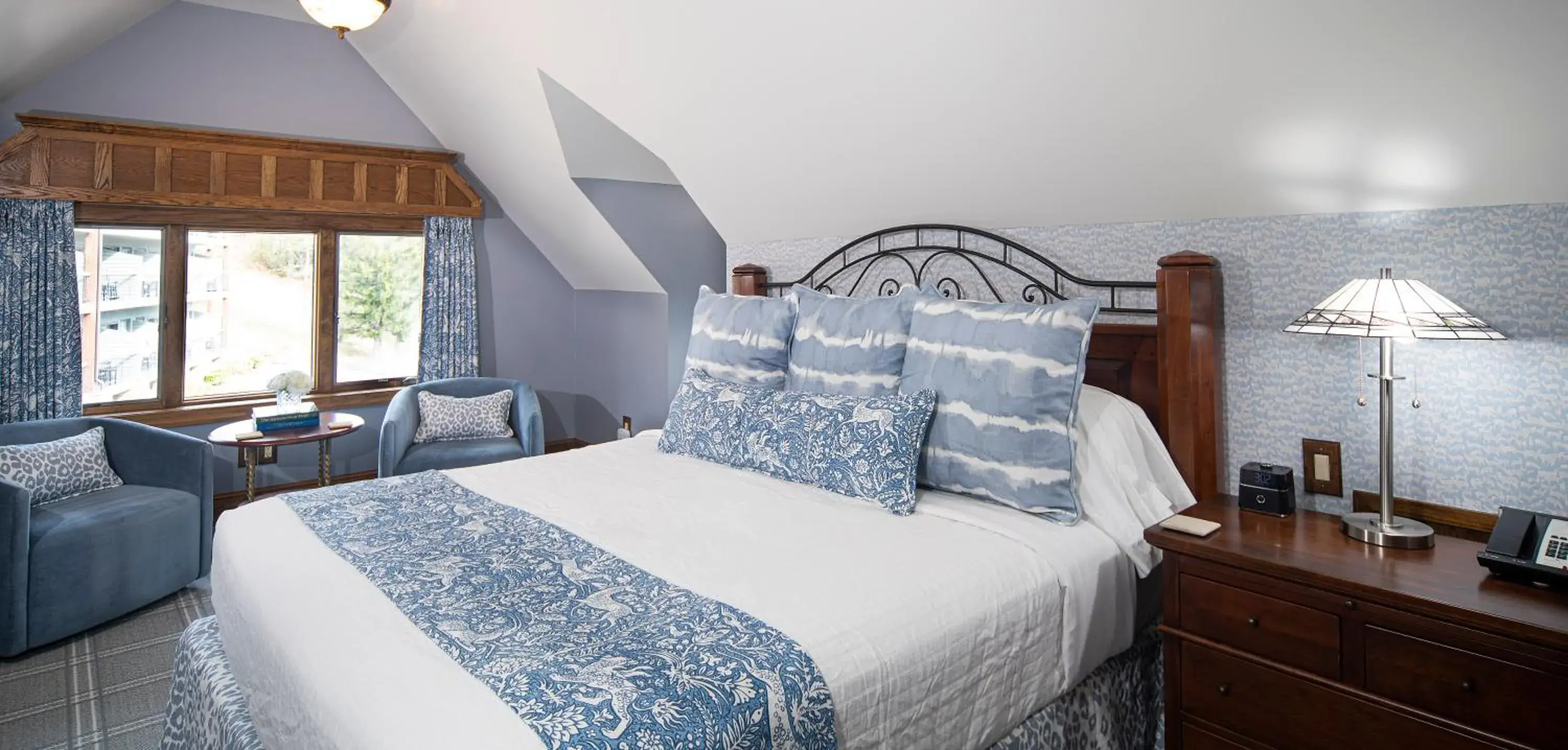 King Historic in Chetola Resort at Blowing Rock (Lodge) King Historic in Chetola Resort at Blowing Rock (Lodge)