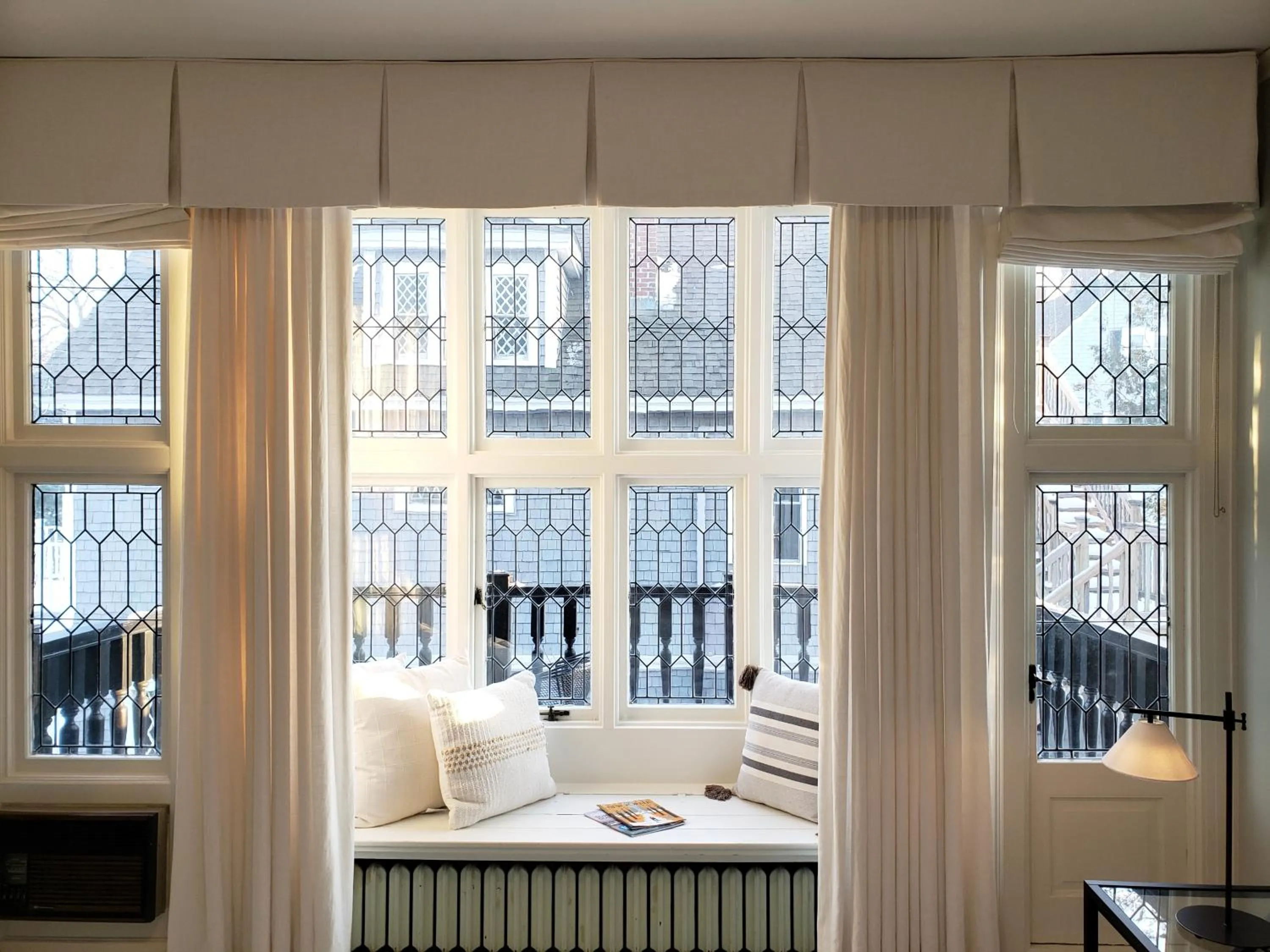 Decorative detail in Hearthside Inn