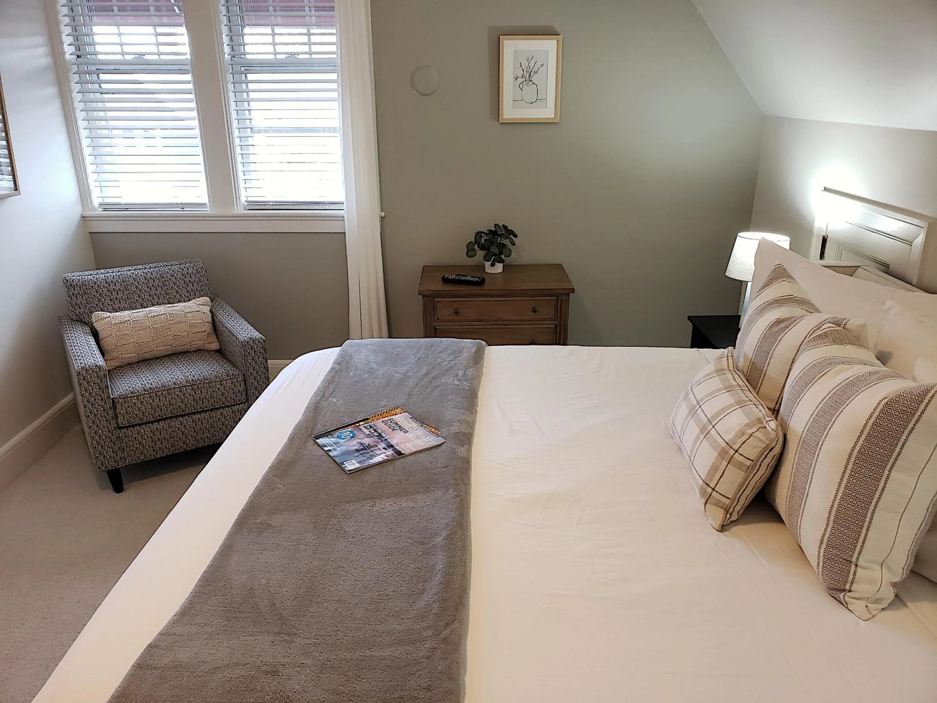 Bed in Hearthside Inn