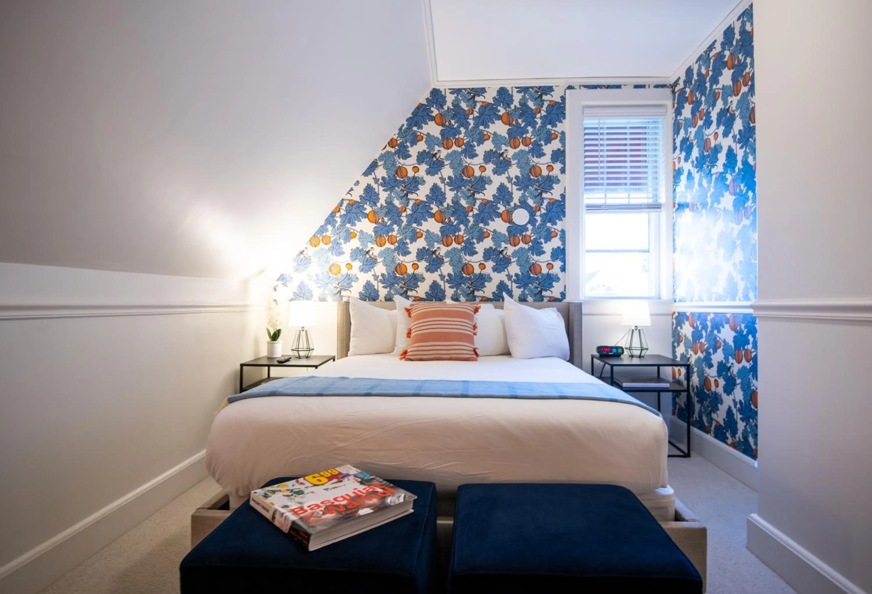 Bed in Hearthside Inn