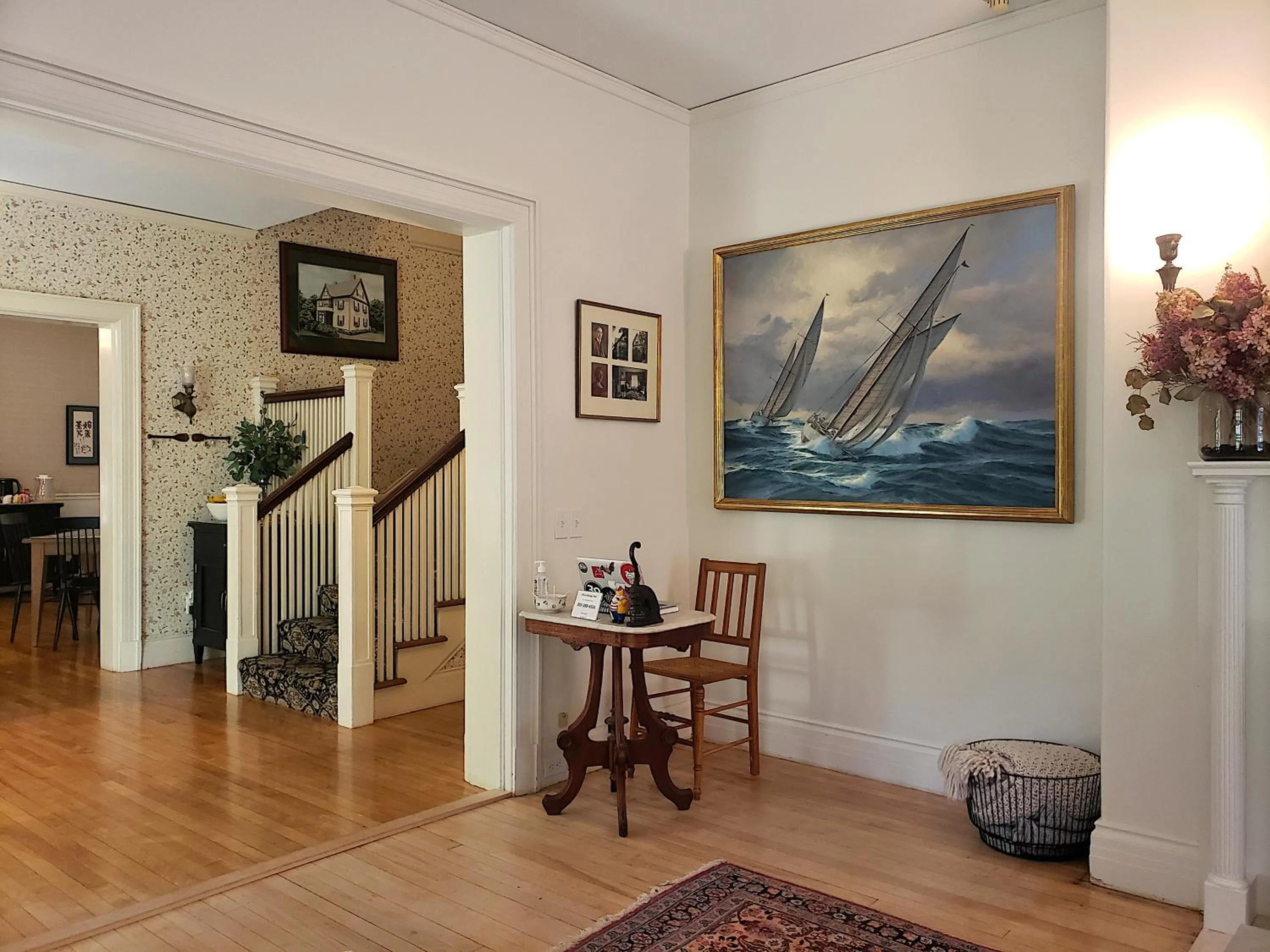 Lobby or reception in Hearthside Inn