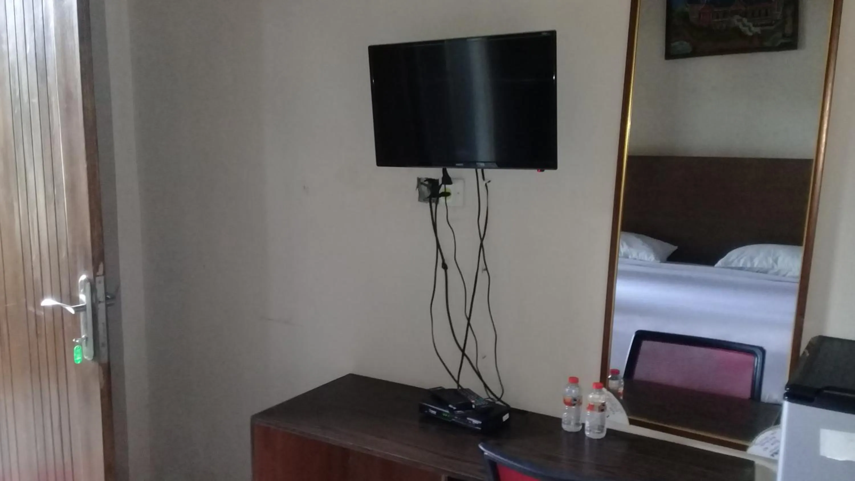 TV and multimedia, Bed in RF Hotel
