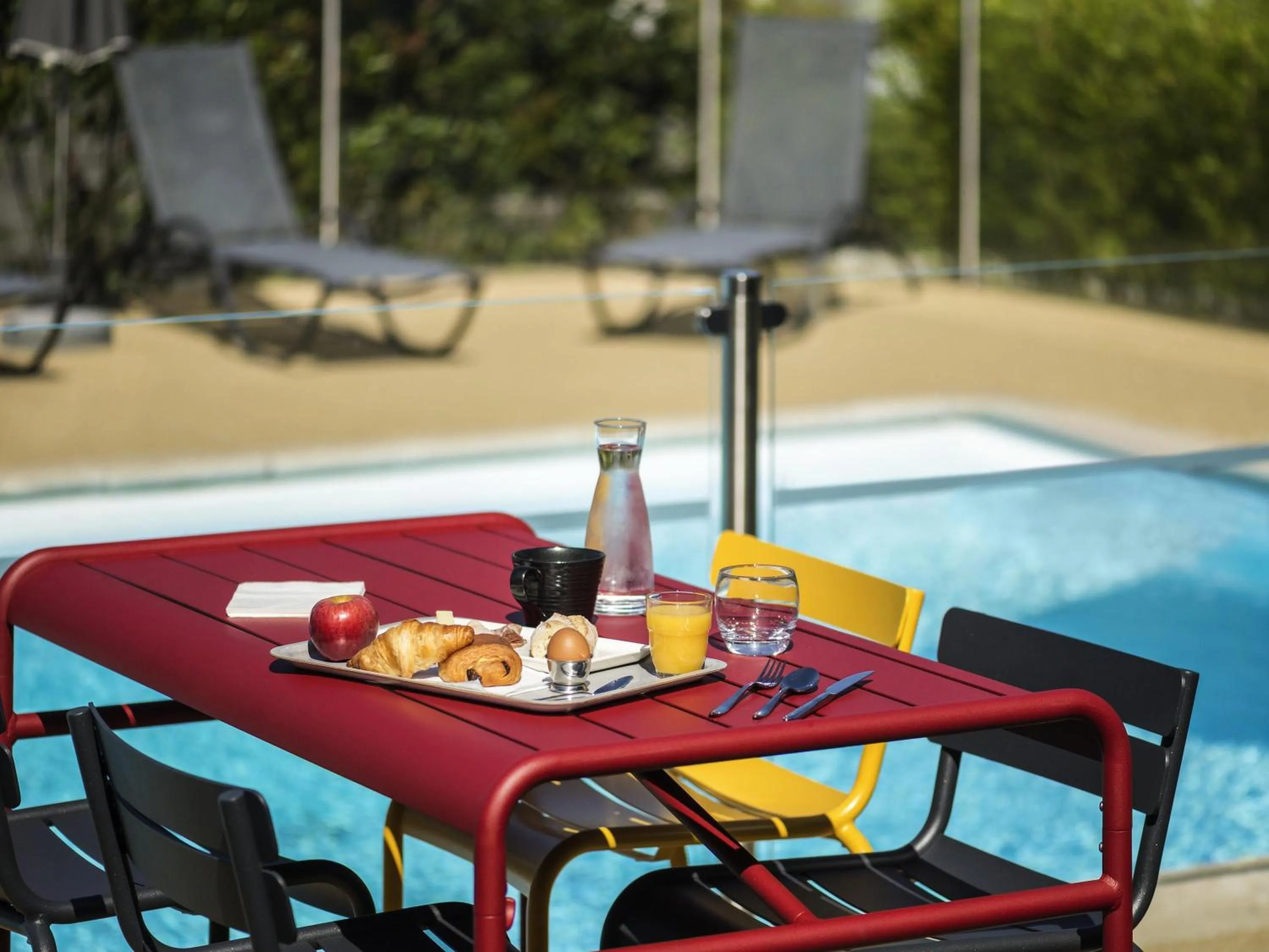 Breakfast in Ibis Roanne Le Coteau Hotel Restaurant