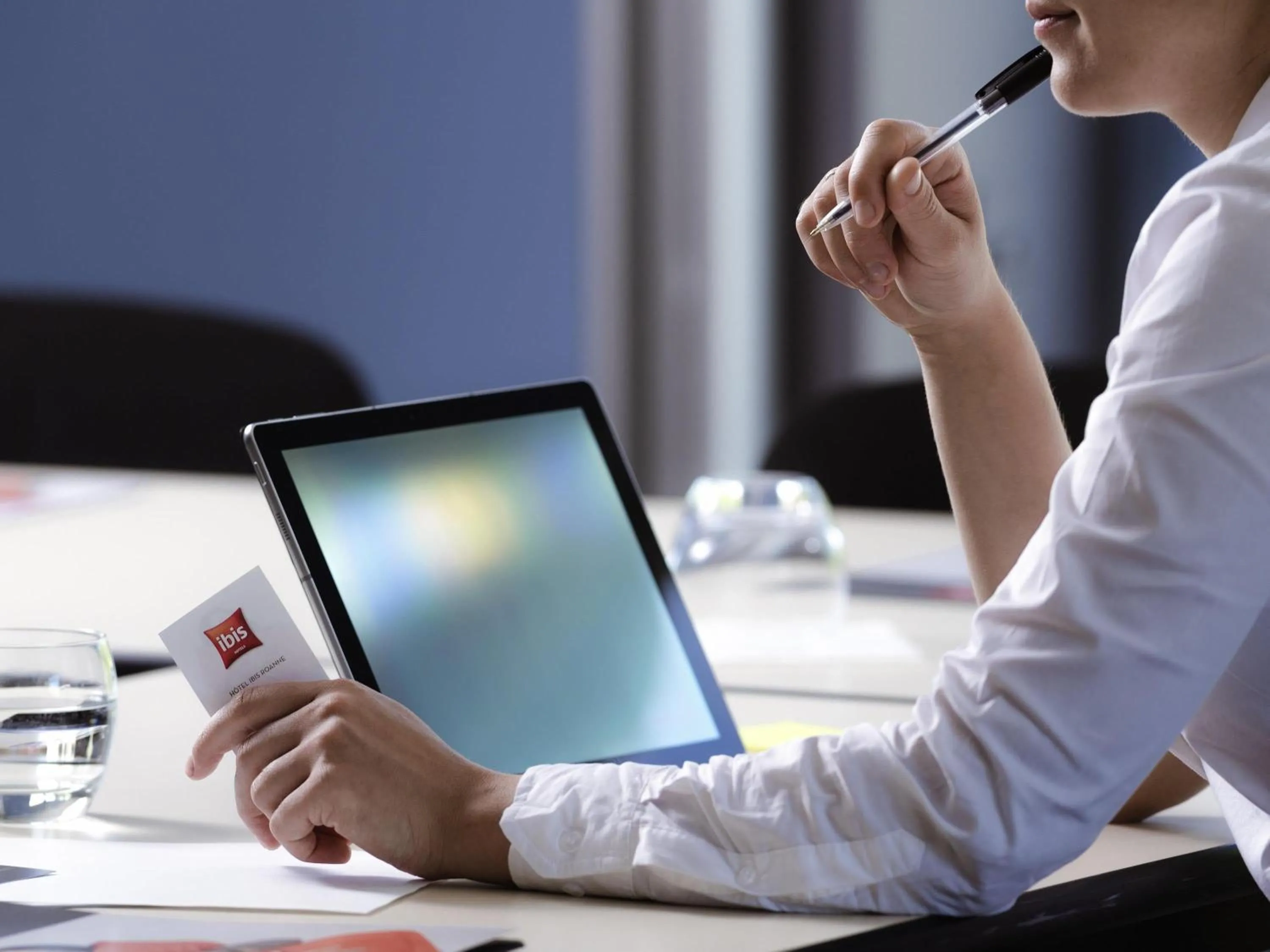 Meeting/conference room in Ibis Roanne Le Coteau Hotel Restaurant