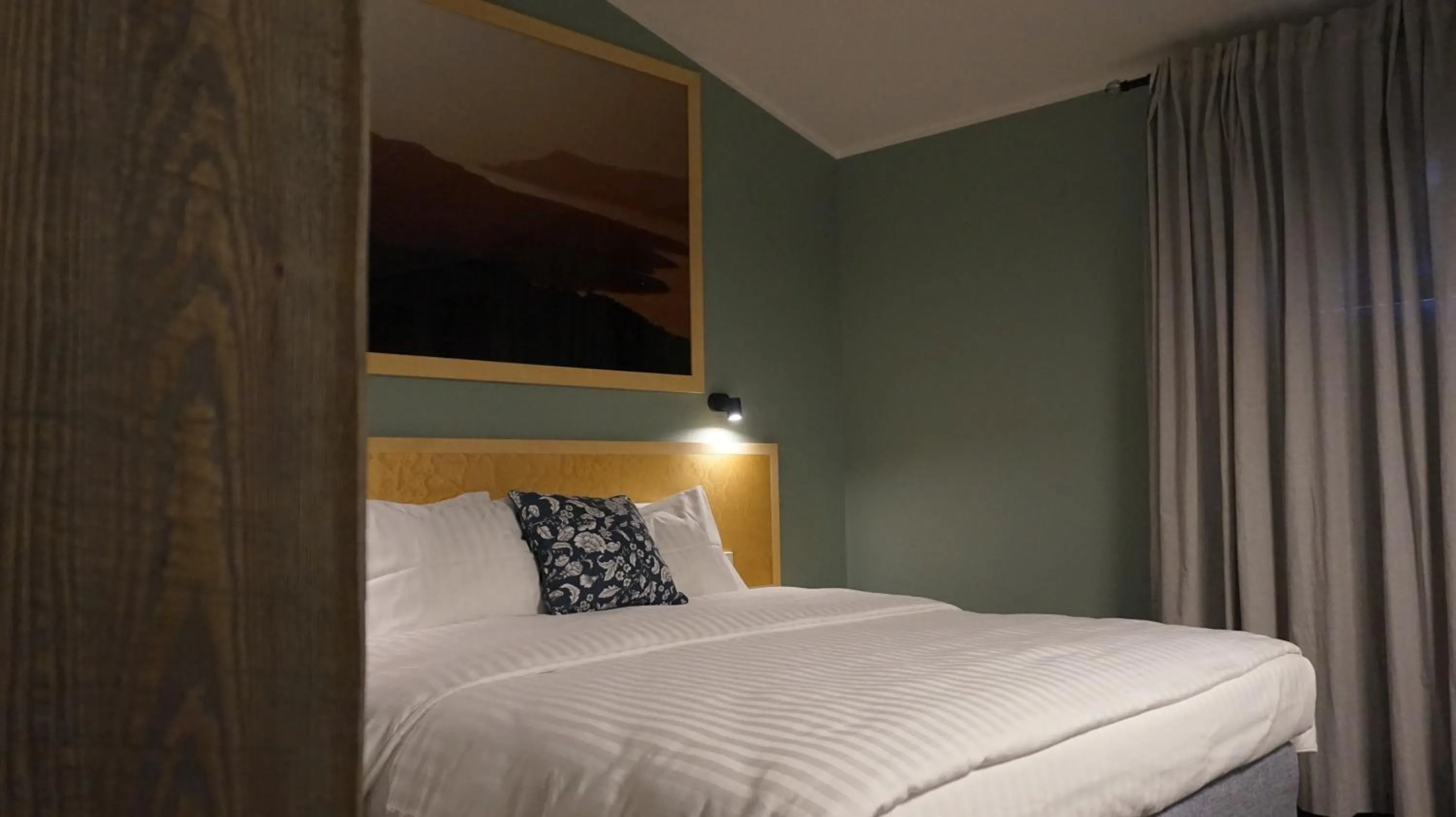 Bed in Hotel Kolumbs