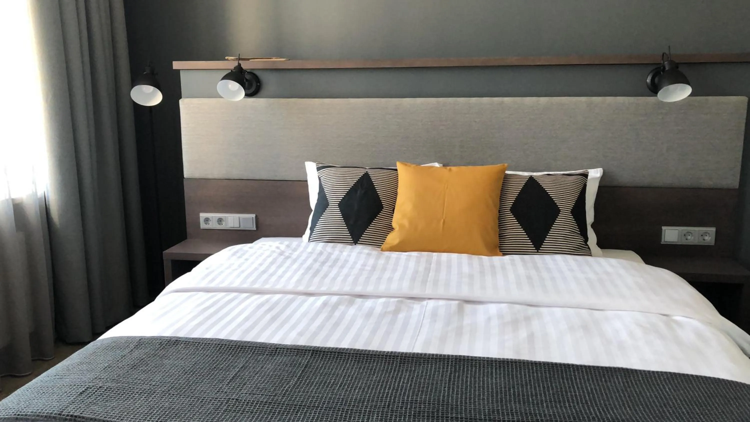 Bed in Hotel Kolumbs