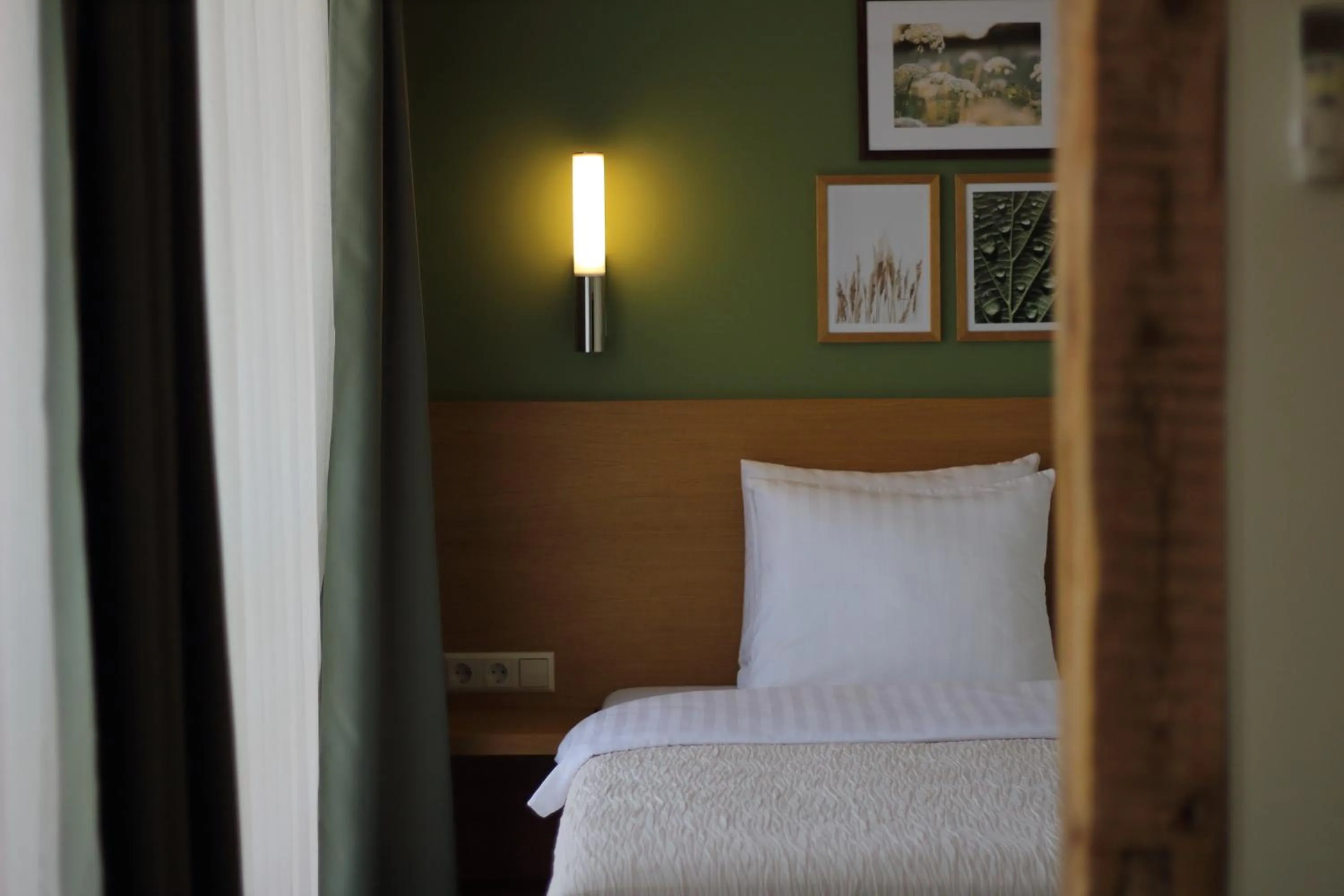 Bedroom, Bed in Hotel Kolumbs