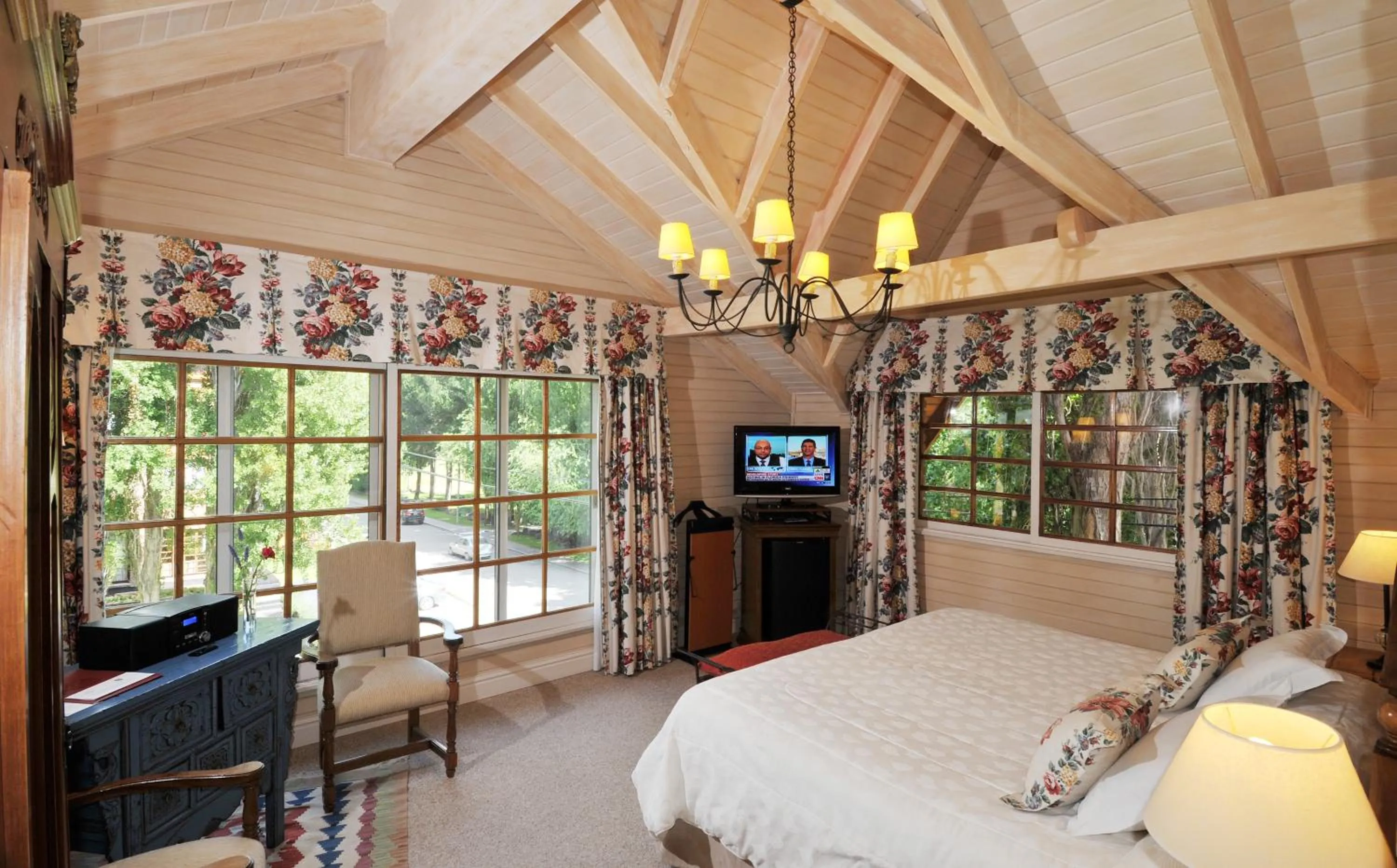 View (from property/room), Bed in Hotel Posada Los Alamos