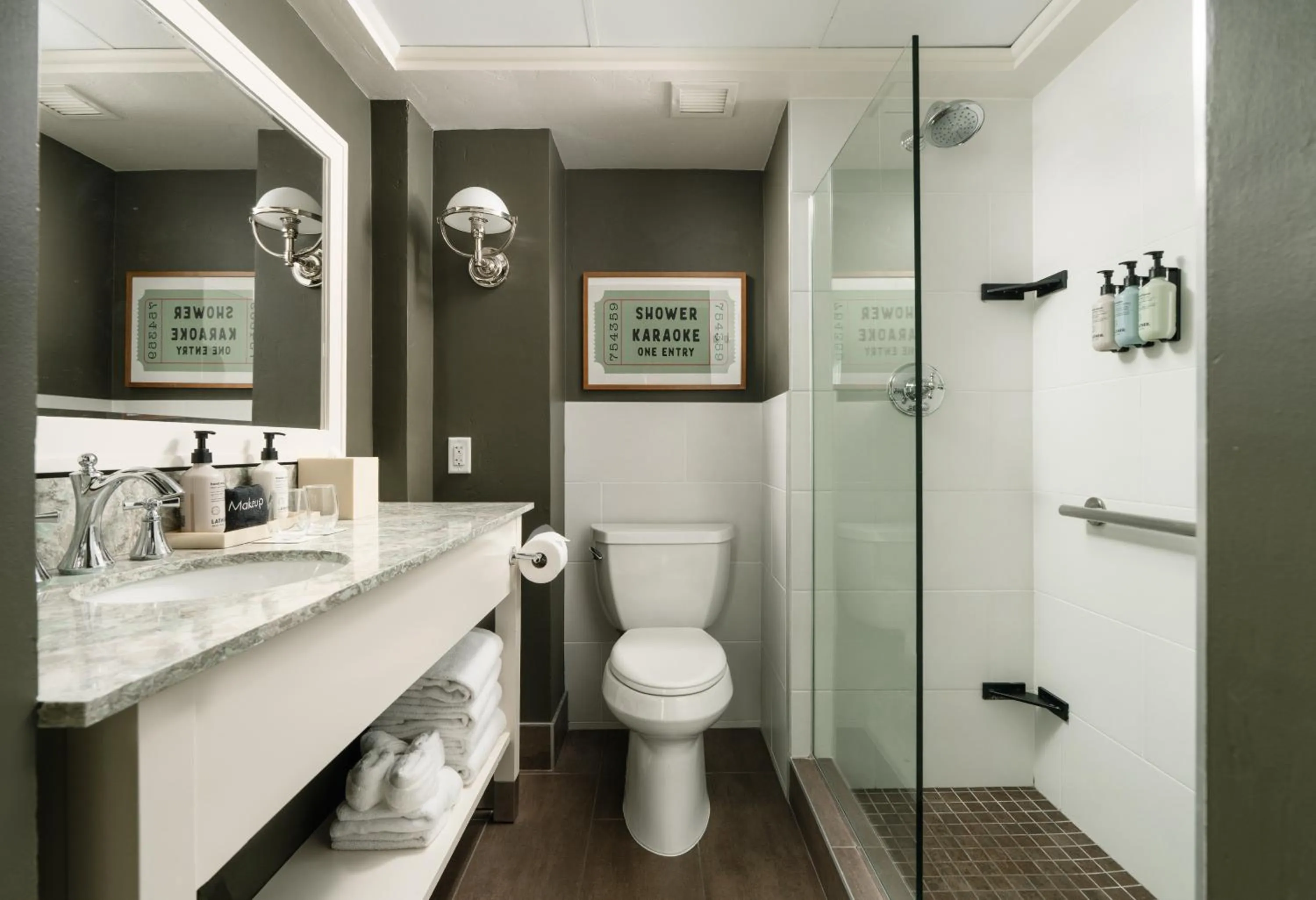 Bathroom in Hotel Santa Barbara