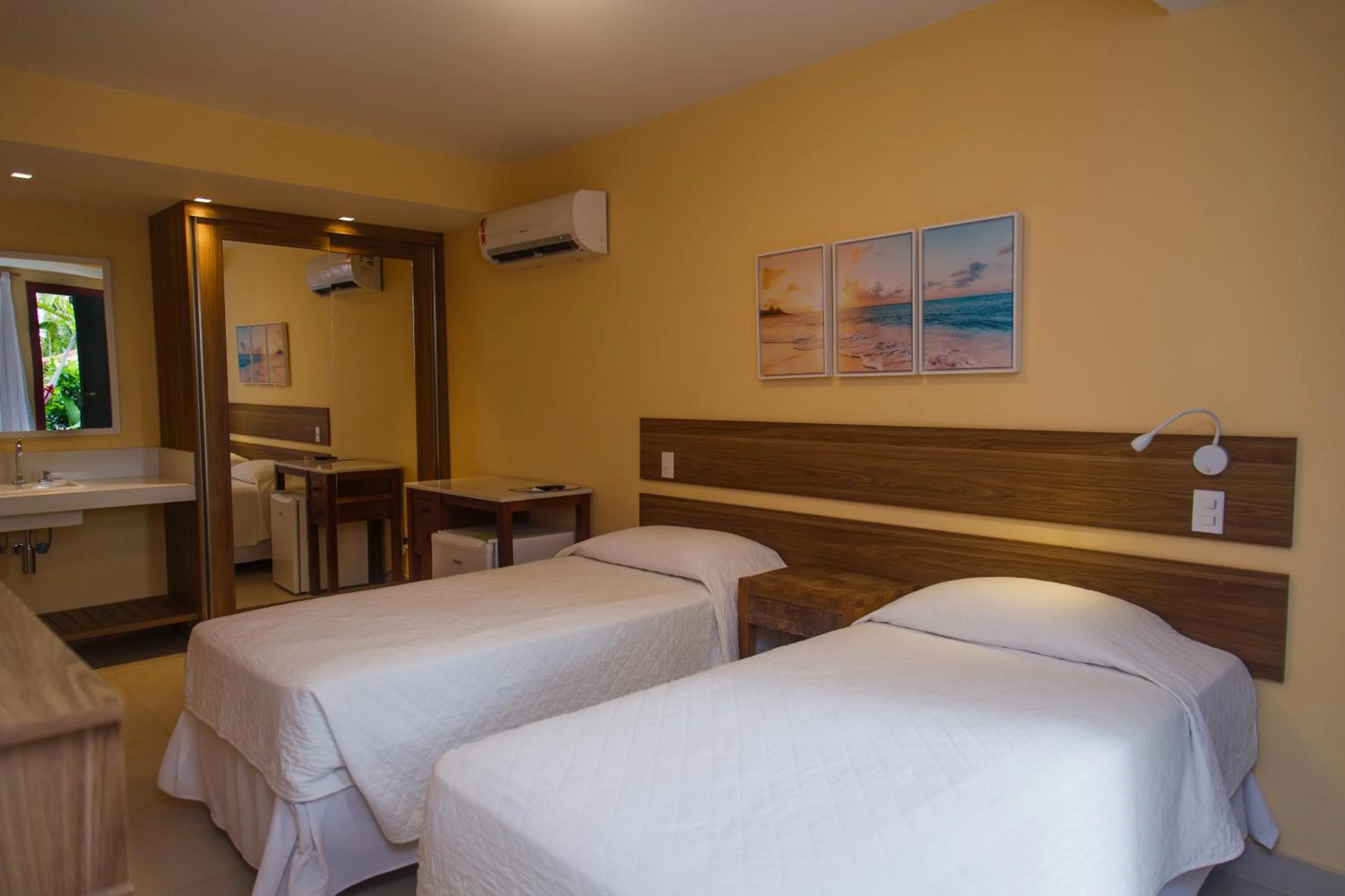 Bed in Hotel La Forêt & Beach Lounge