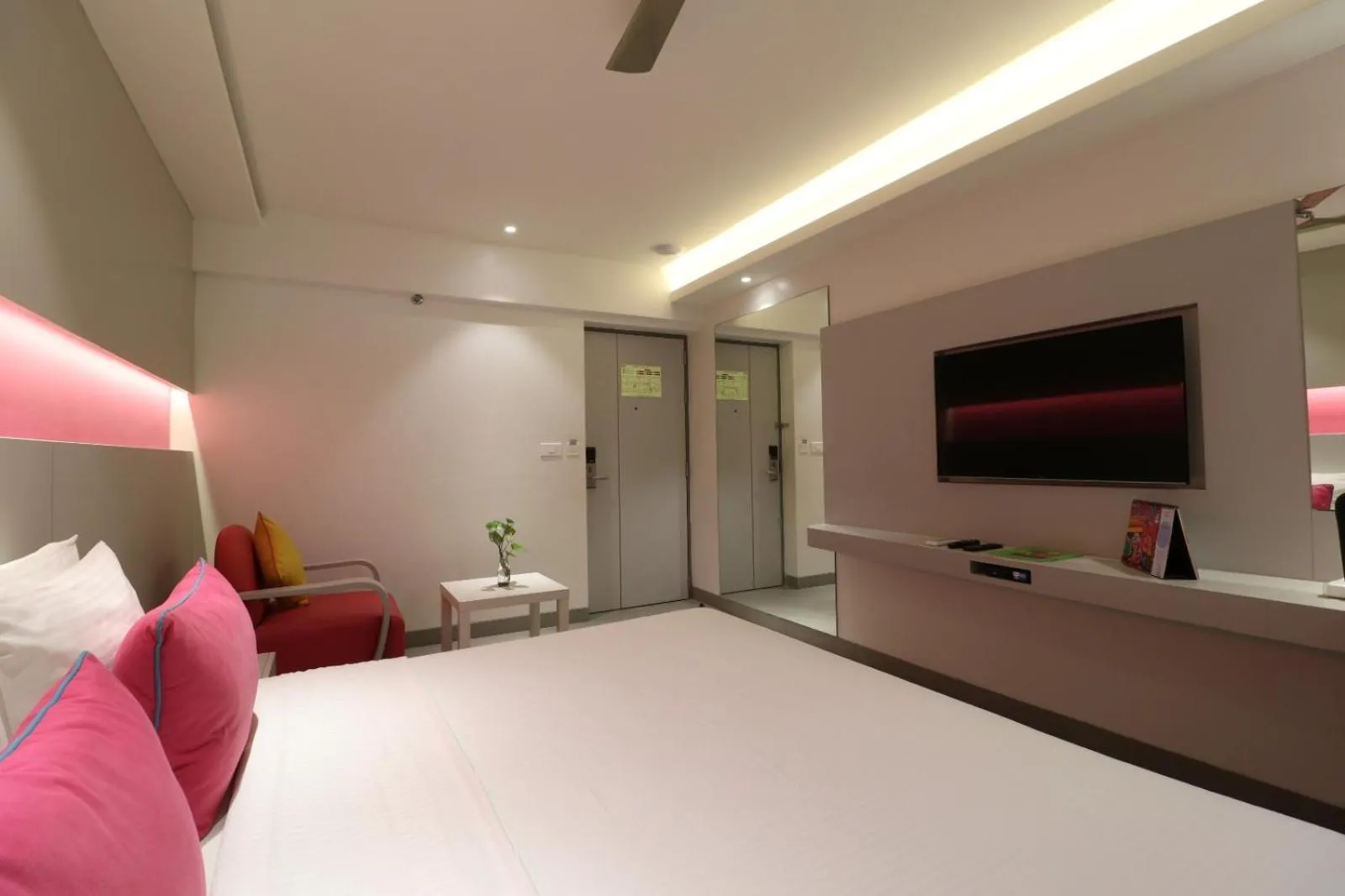 Bedroom, Bed in ZIBE Salem By GRT Hotels