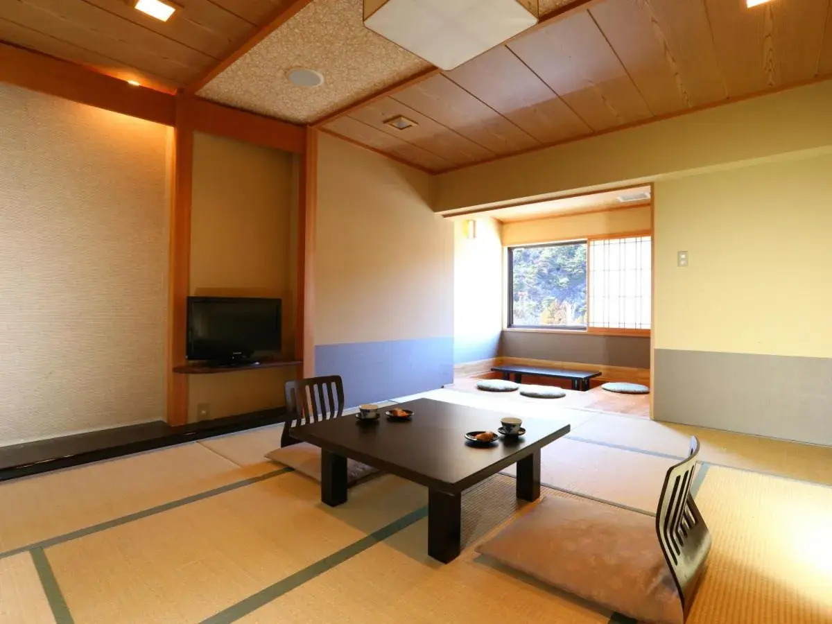 Standard Japanese-Style Room in Club Wyndham Chikumakan Nagano Standard Japanese-Style Room in Club Wyndham Chikumakan Nagano