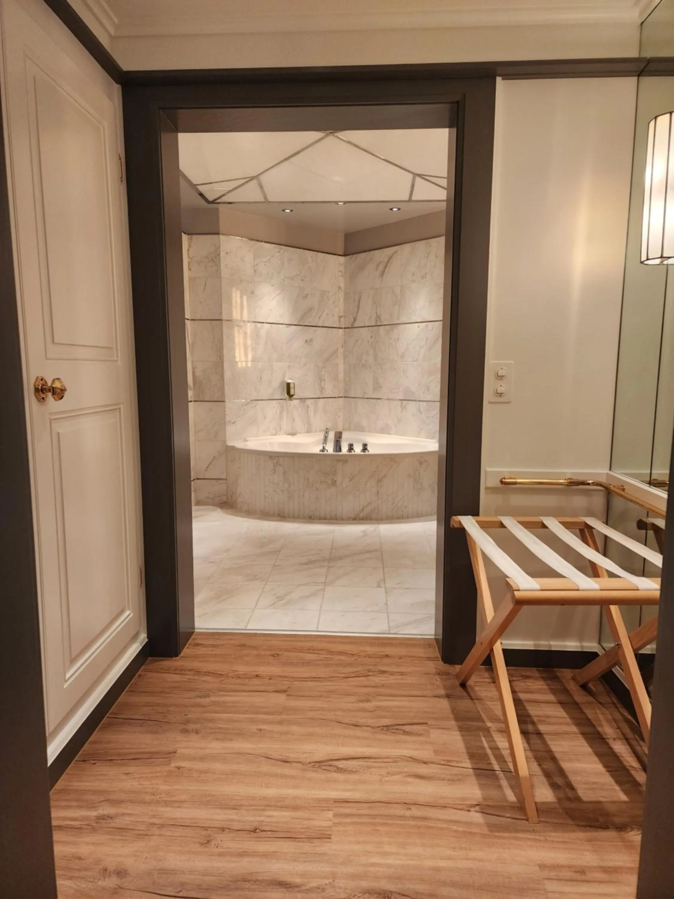 Property building in Hotel Balsthal