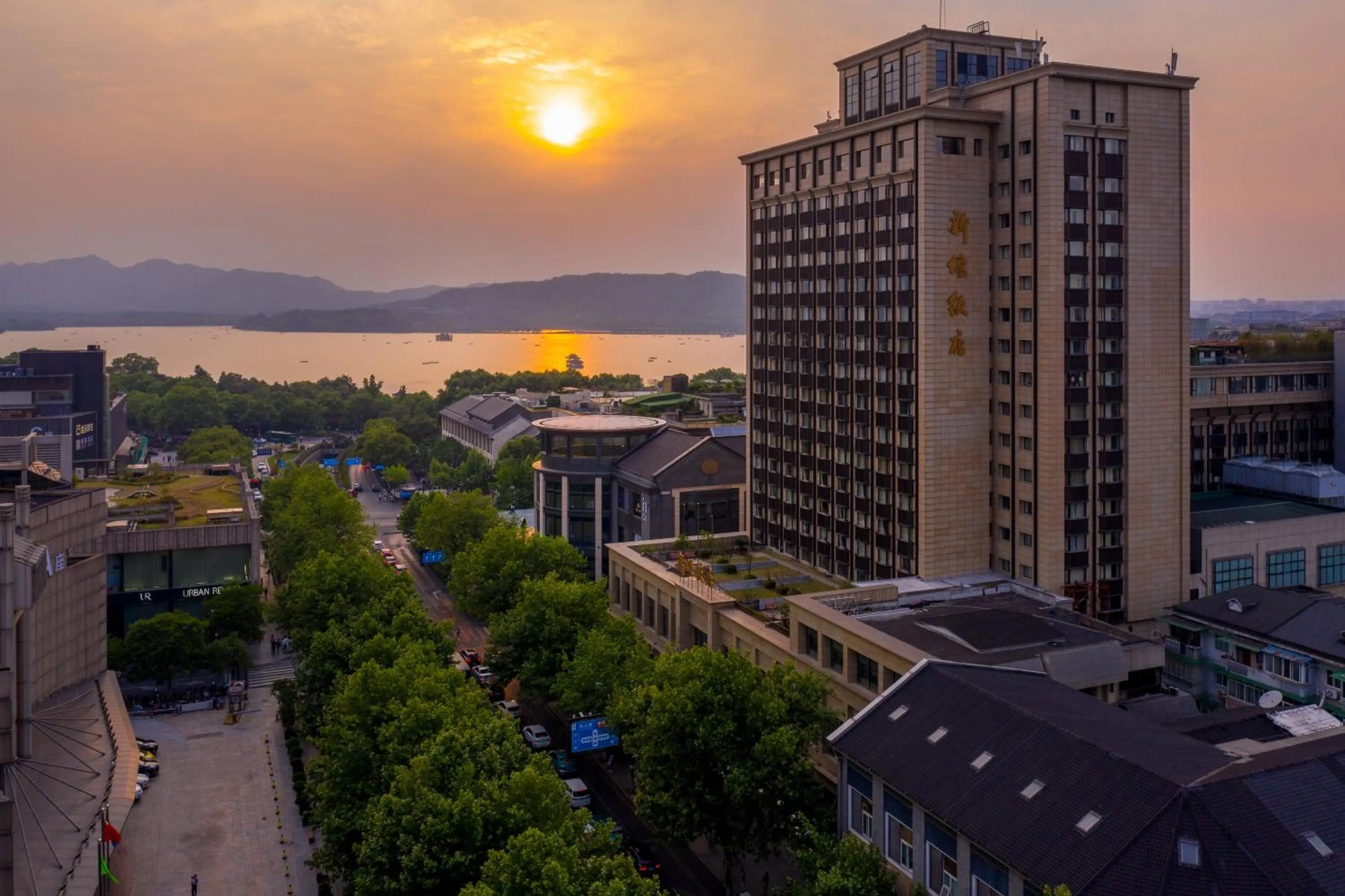 Hangzhou Xinqiao Hotel