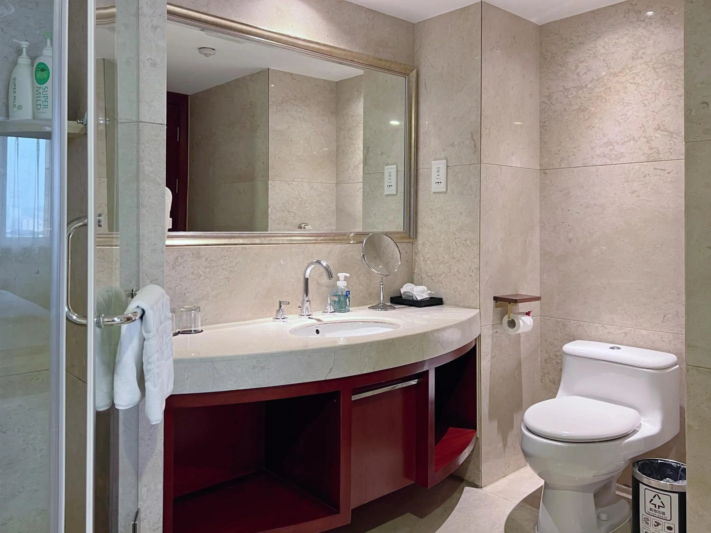 Hangzhou Xinqiao Hotel