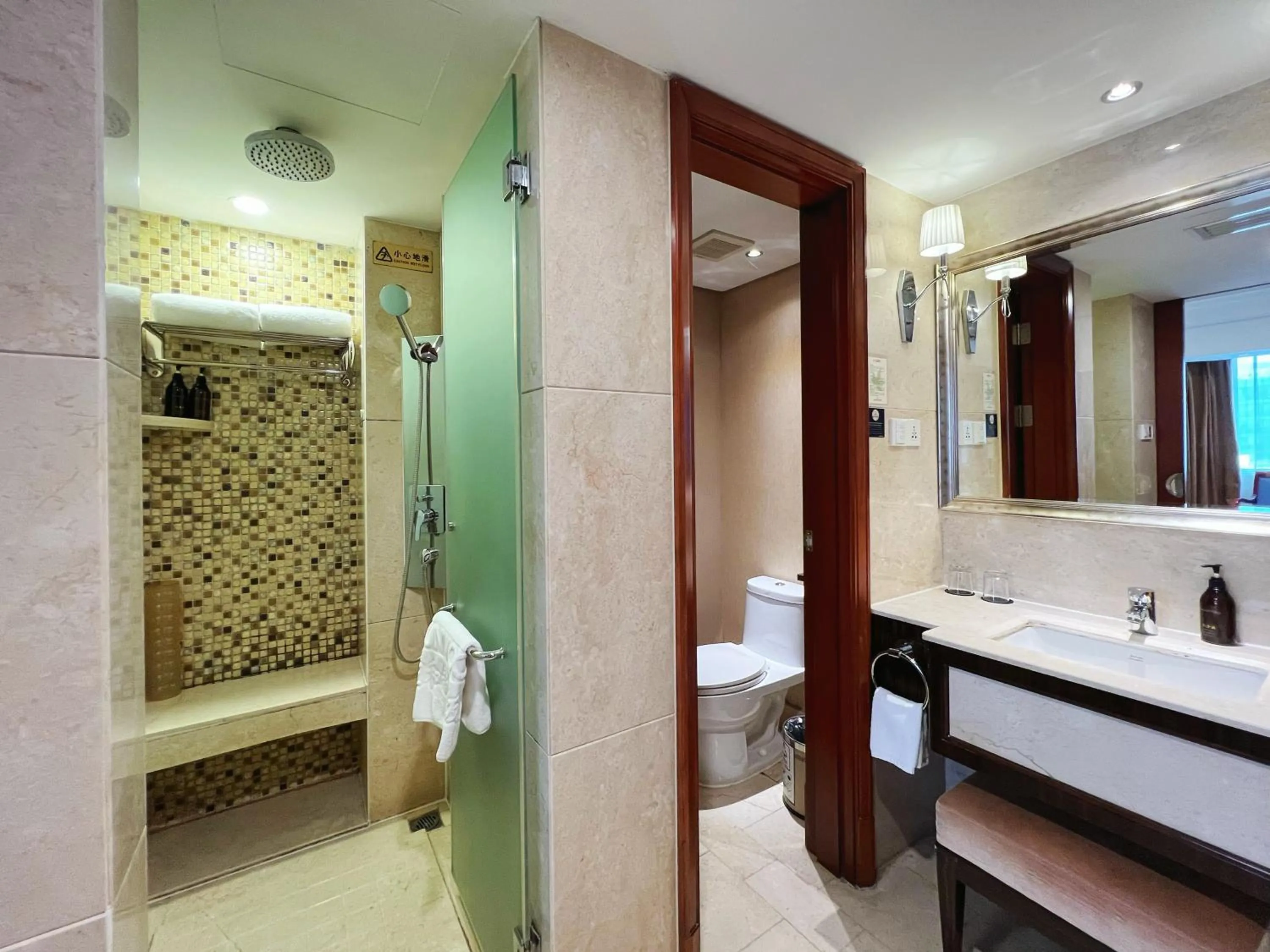 Hangzhou Xinqiao Hotel