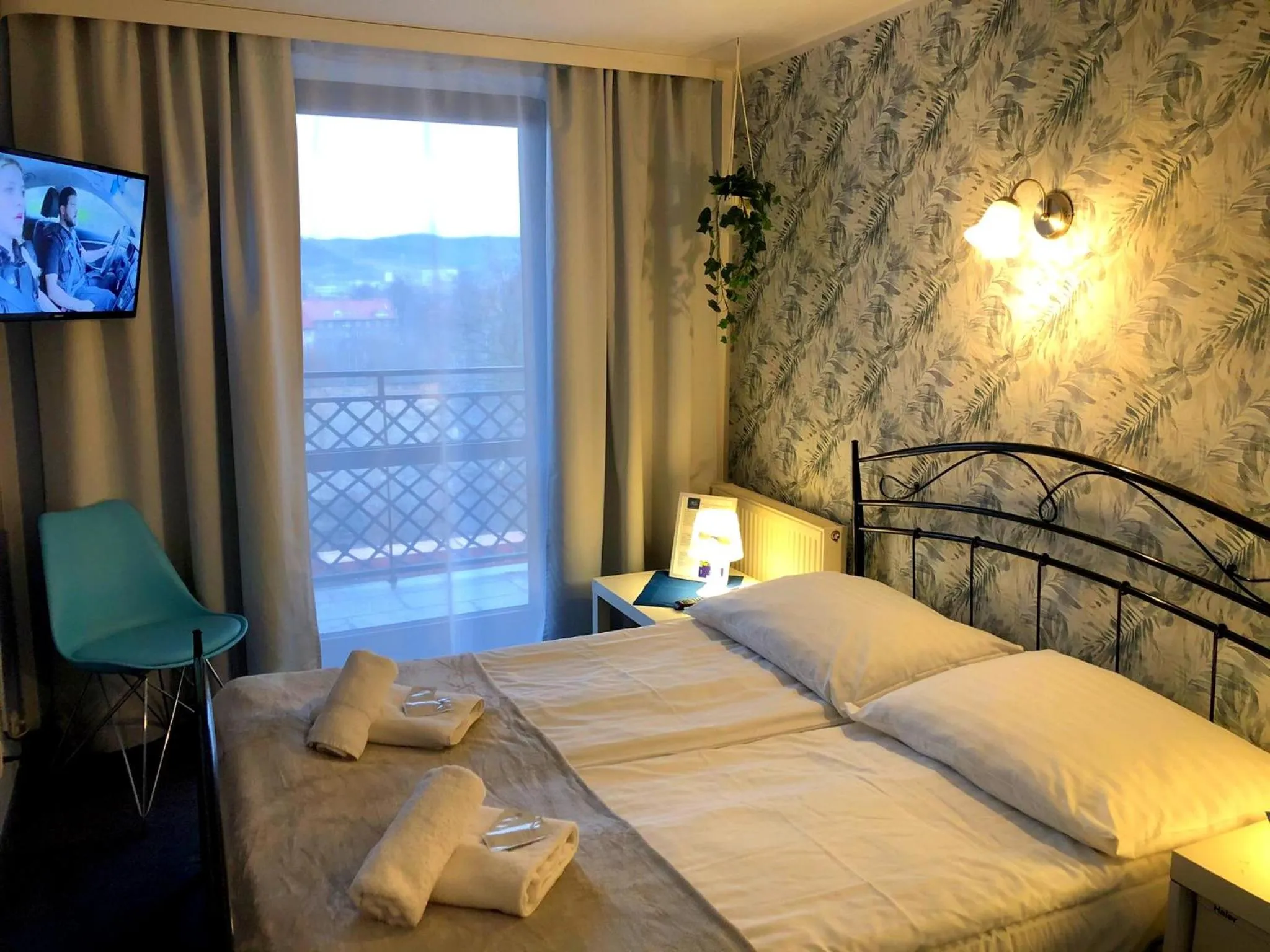 Bed in Great Polonia Jelenia Góra City Center