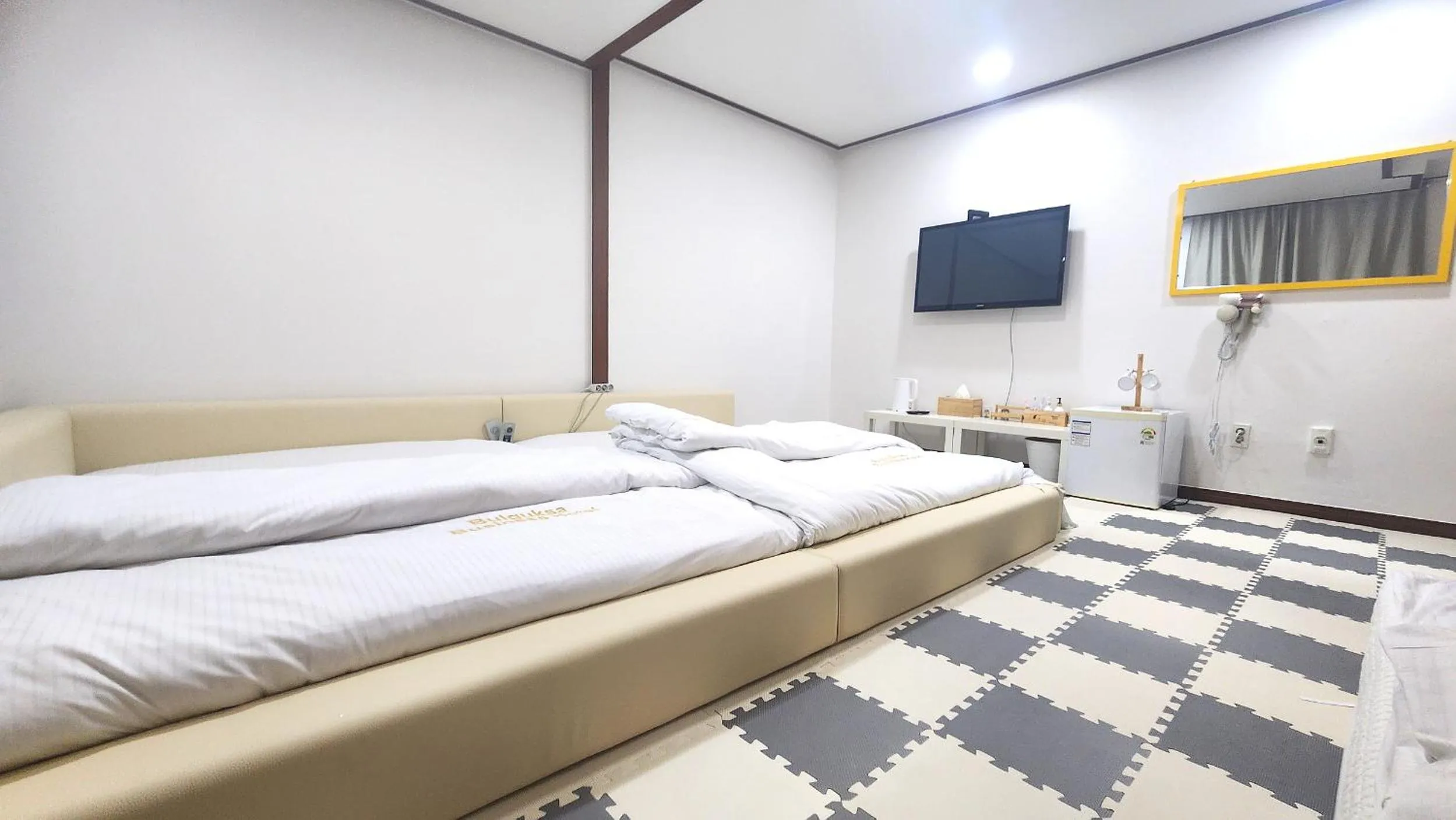 Bed in Kids & Family Hotel