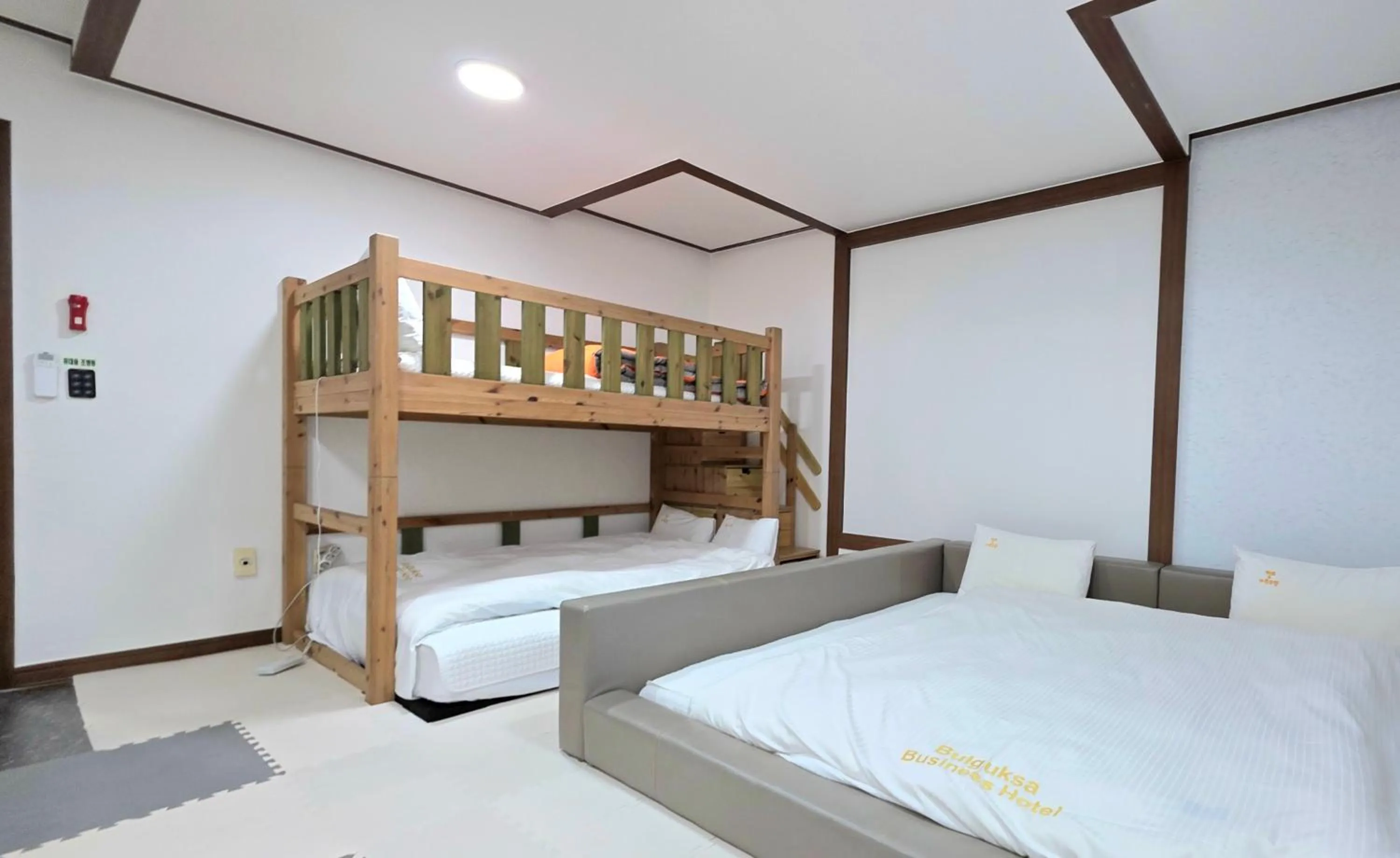 Bed in Kids & Family Hotel